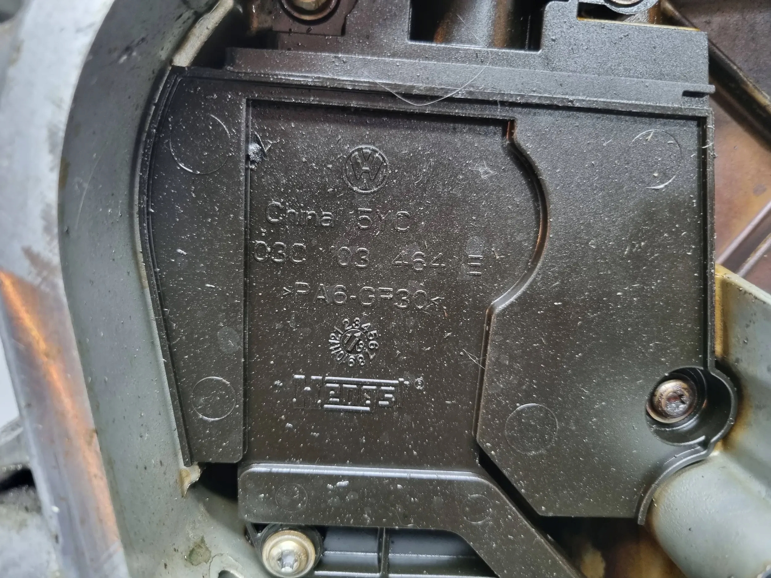 Obudowa rozrządu 03C109211C VW AUDI SKODA SEAT 1.4 TSI CAV CTH Typ samochodu Samochody osobowe