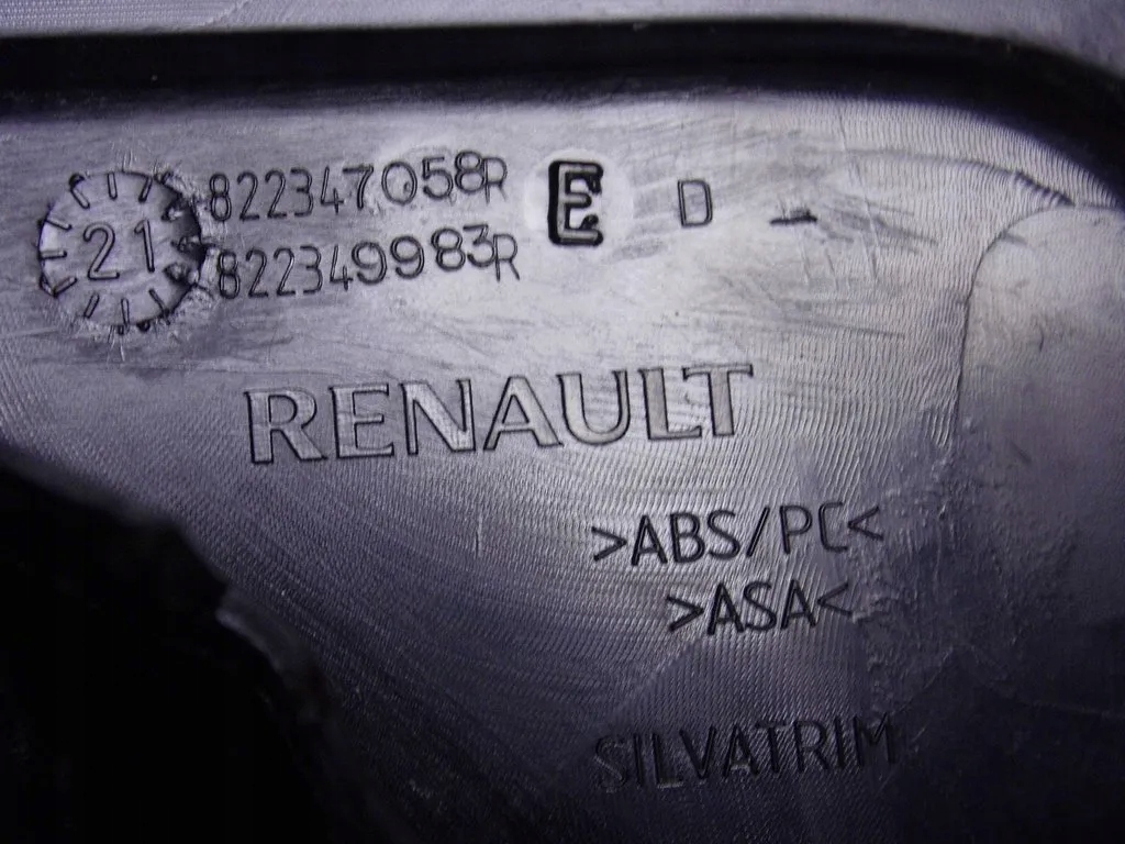 Renault Captur and moulding door rear part right cap
