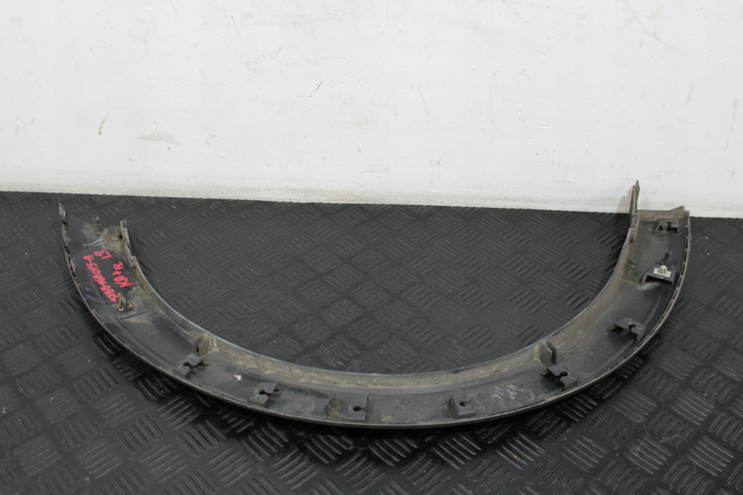 Couverture Aile Gauche Avant J7BB-16A075-A FORD KA+ KA + ACTIVE LIFT