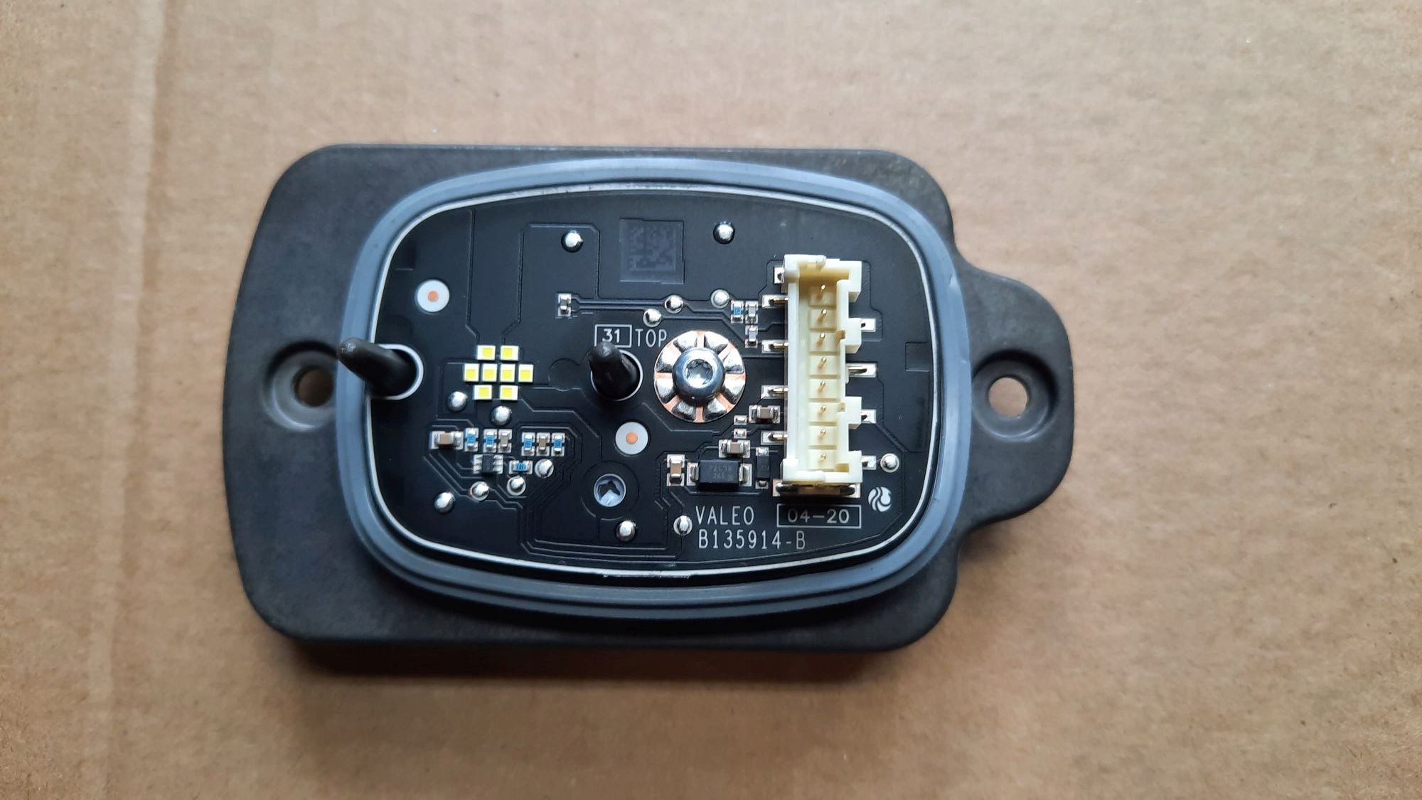 MODULO LED FORD KUGA III 19-> SPINA 8 PIN