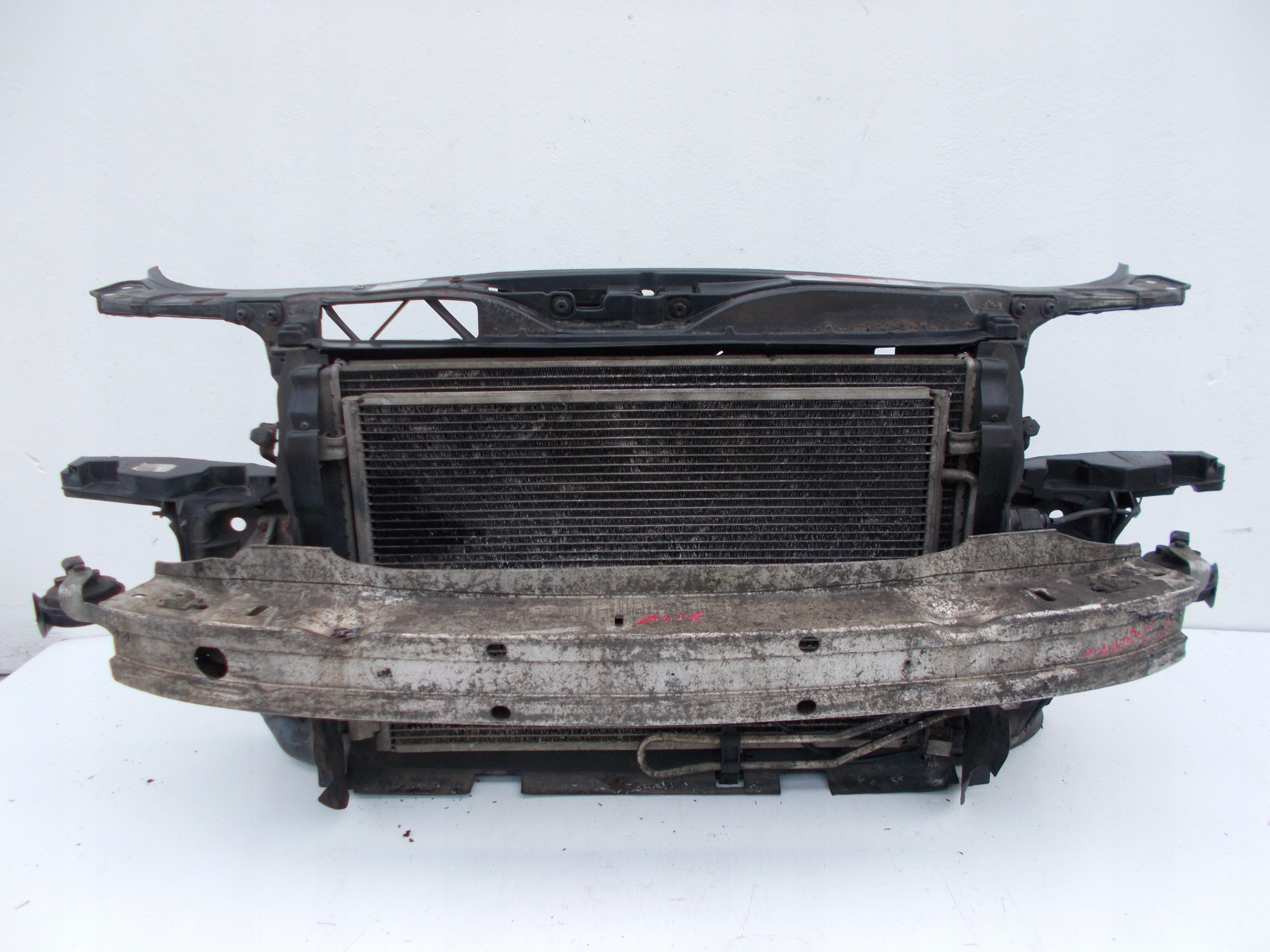 PAS PRZEDNI WZMOCNIENIE AUDI A4 B6 1.9 TDI