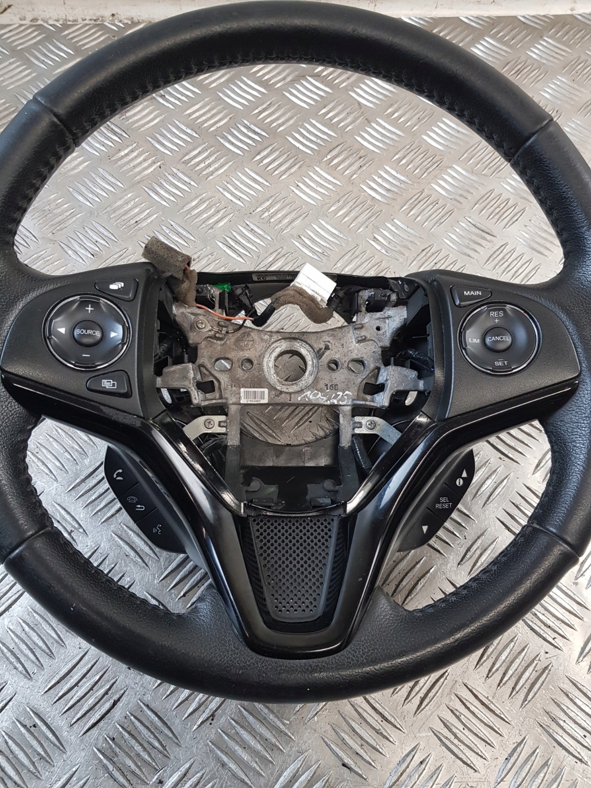 lenkrad MULTIFUNKCJA HONDA HR-V II 16R