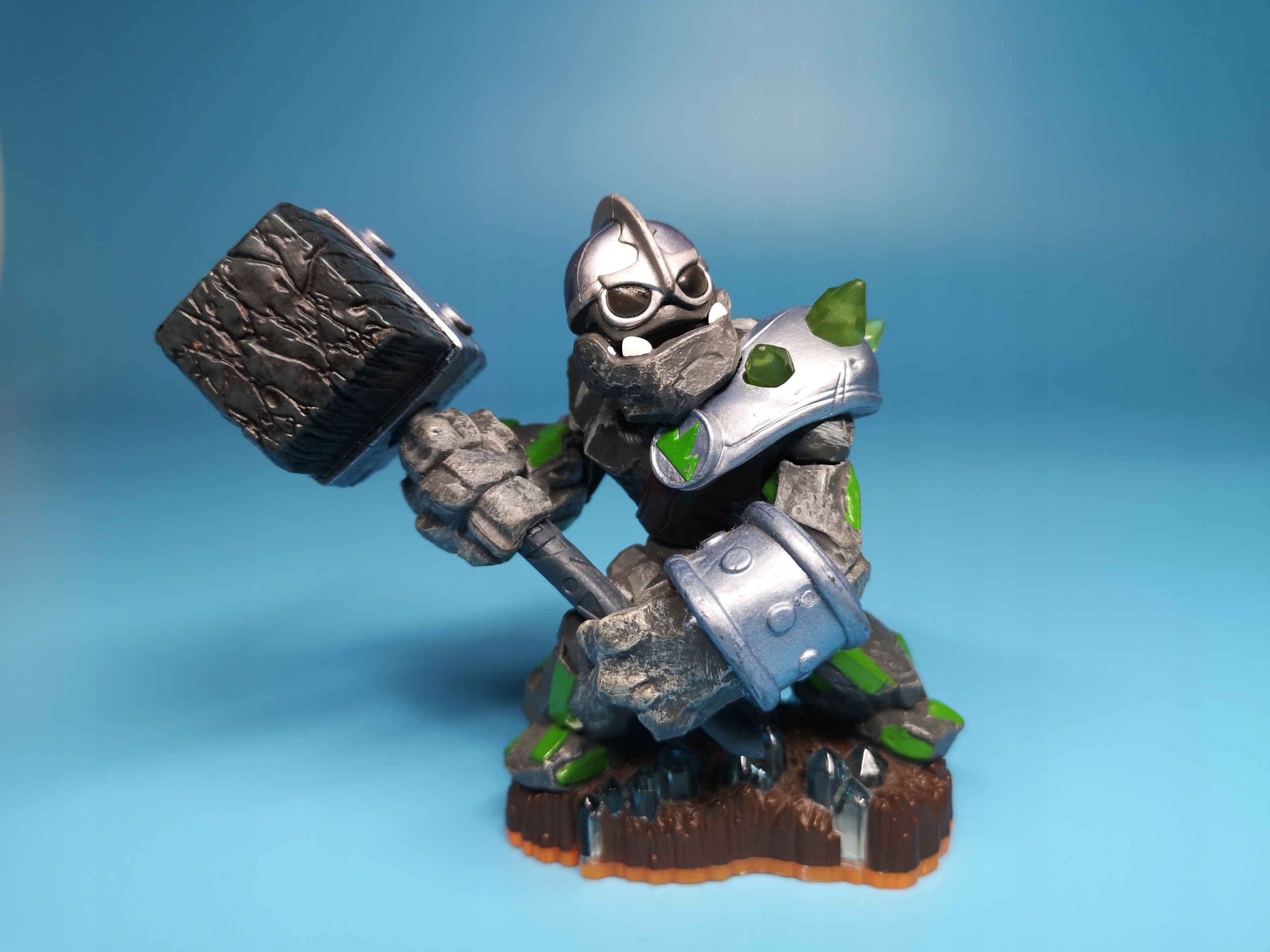 Skylanders Giants - Crusher Marka Skylanders