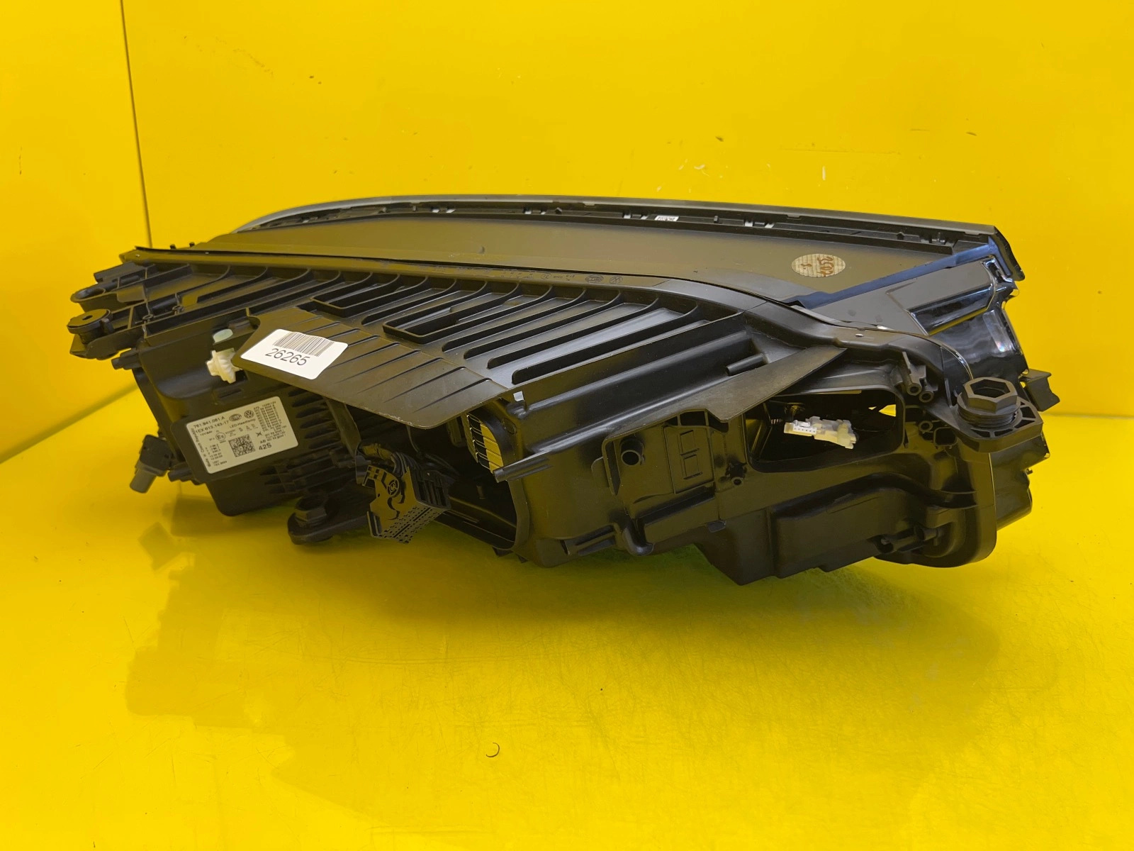 light left VW Touareg III 3 19- Full led 761941081A