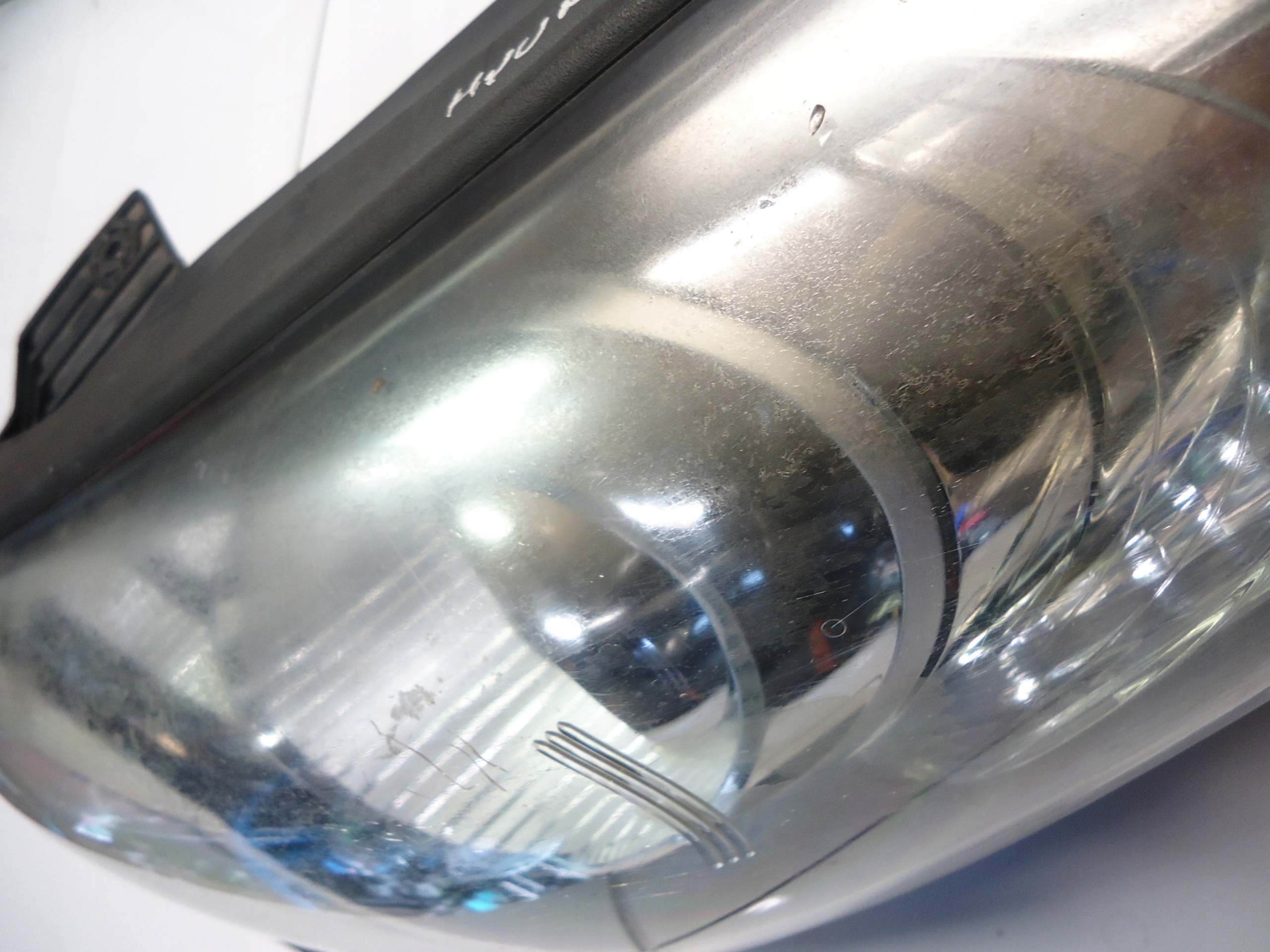 HYUNDAI IX35 light left front UK 92101-2Y