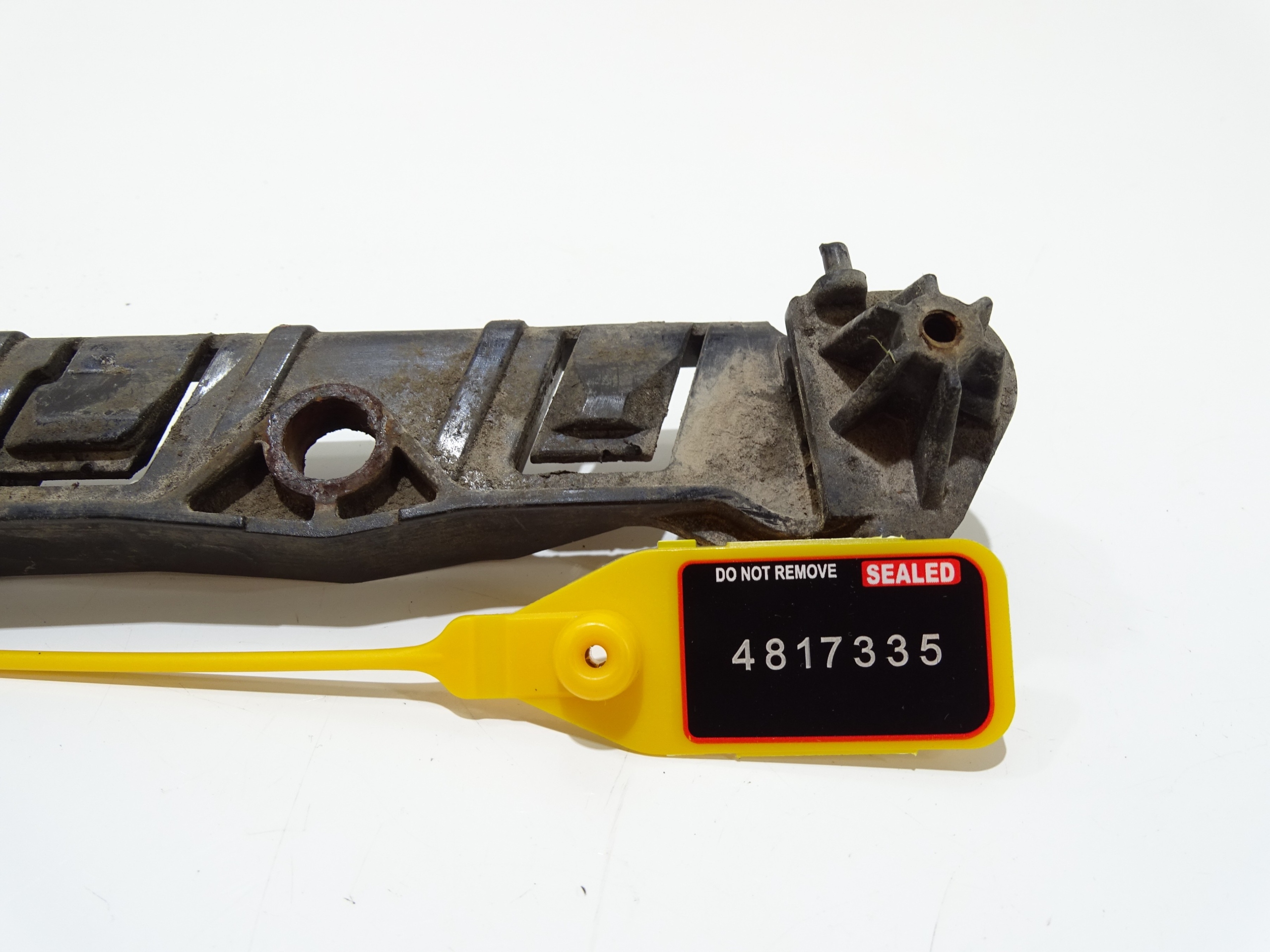 bumper bracket right front BMW 5 E60 LCI 7178078