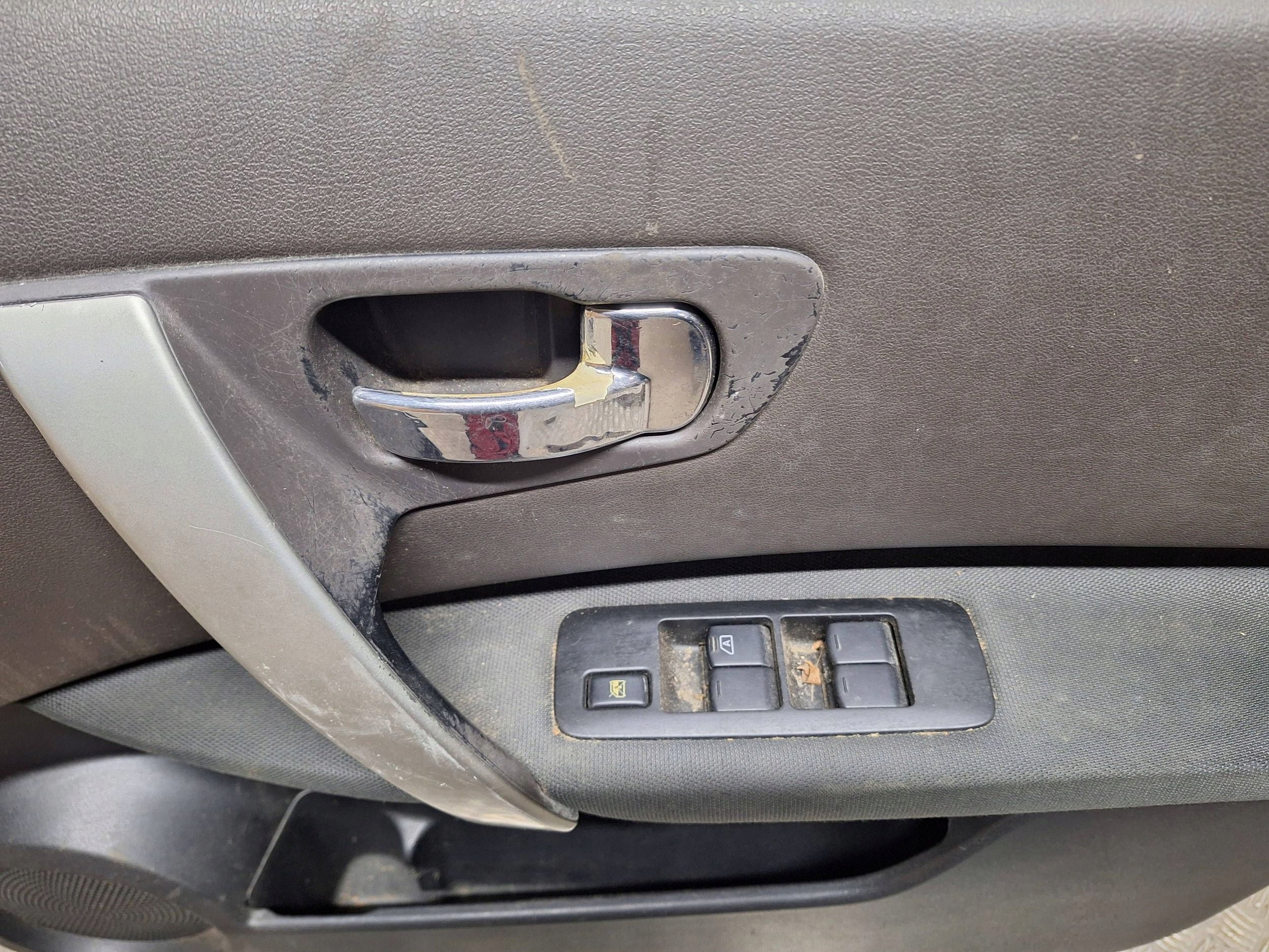 door right front NISSAN QASHQAI J10 06-13 complete