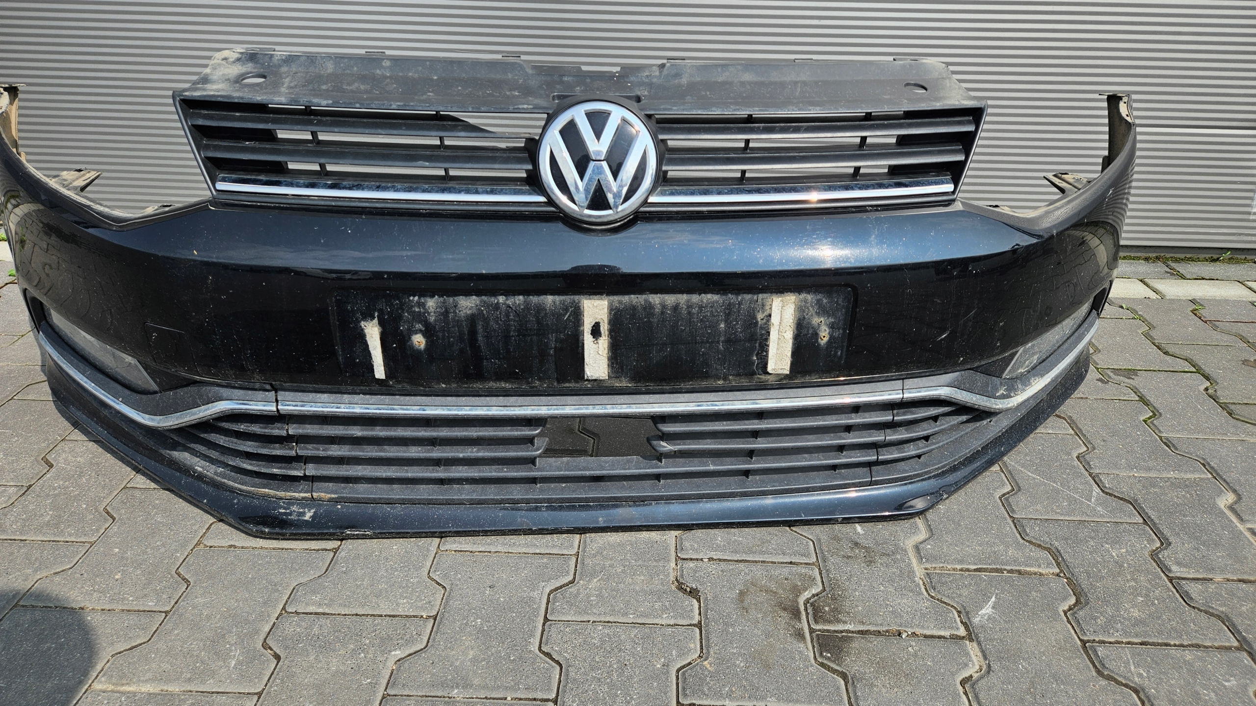 bumper front front VW POLO V 6R 6C OD 14R- KOD LAKIERU L041