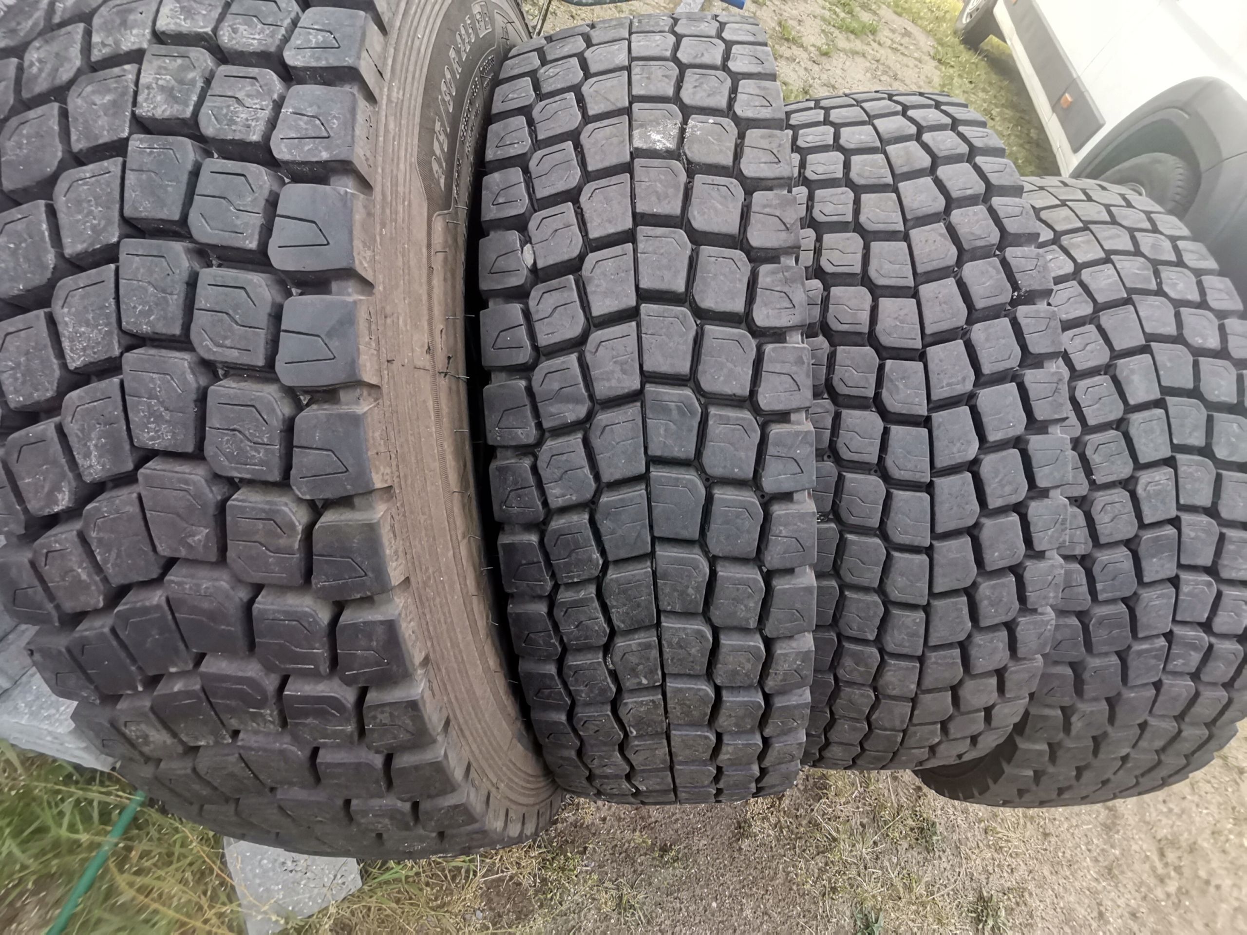 Michelin X Multi 275/80R22.5 2018r napędowe