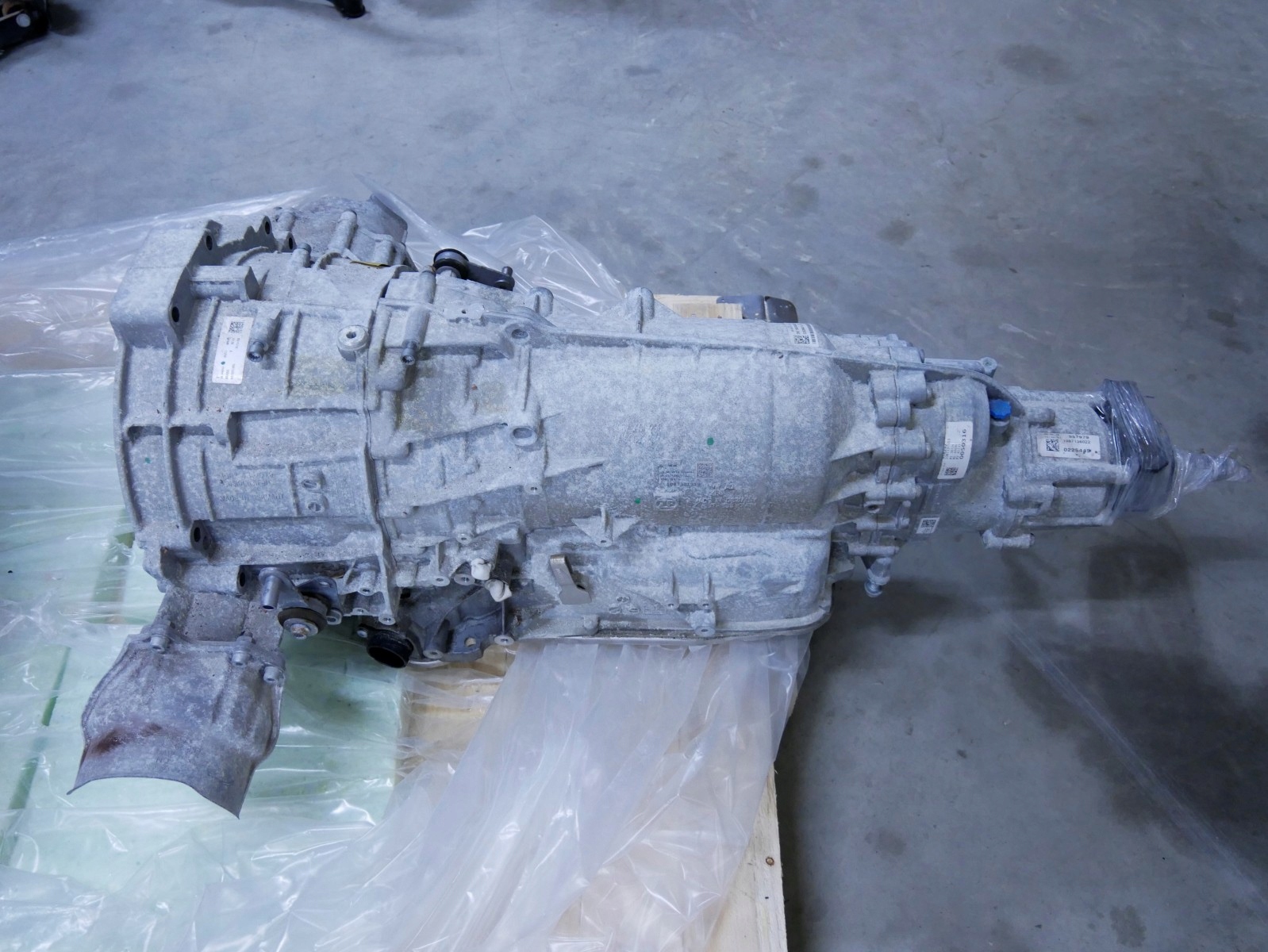 Skrzynia automatyczna NWZ AUDI A8 D4 3.0 TFSI Producent części Audi OE