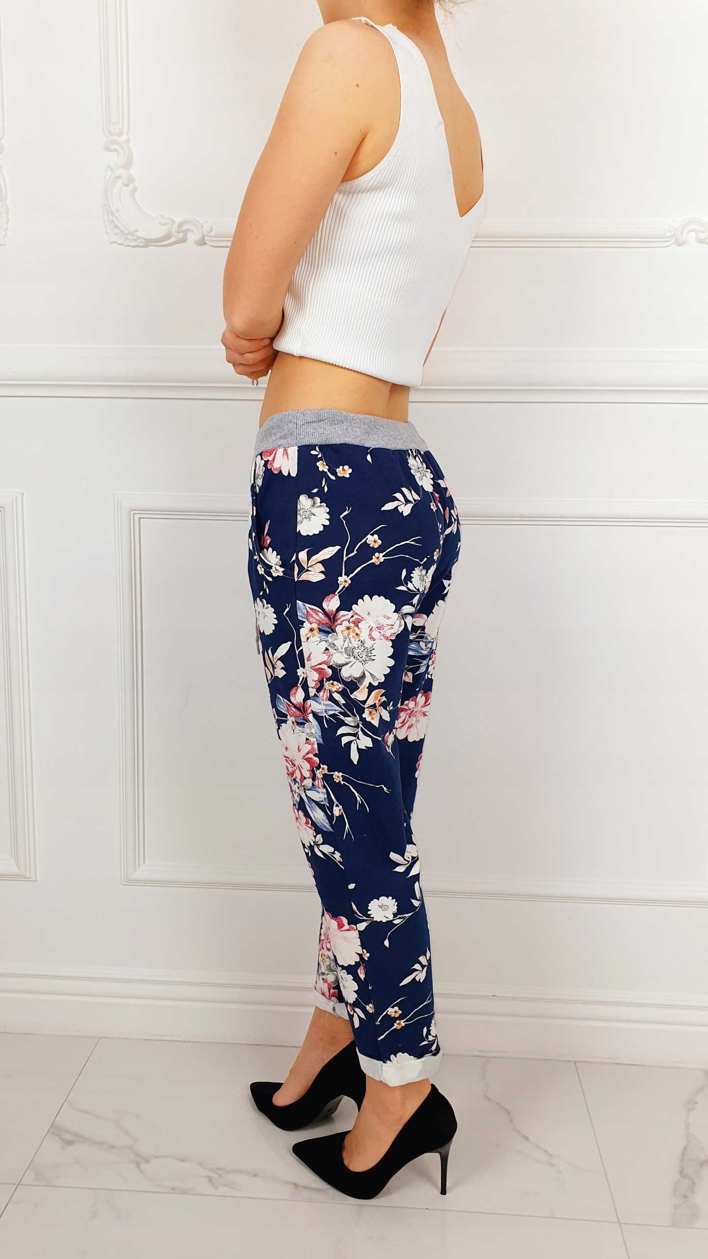 WYGODNE - SPODNIE - DRESOWE - KWIATY - BAWEŁNIANE Wzór dominujący inny wzór