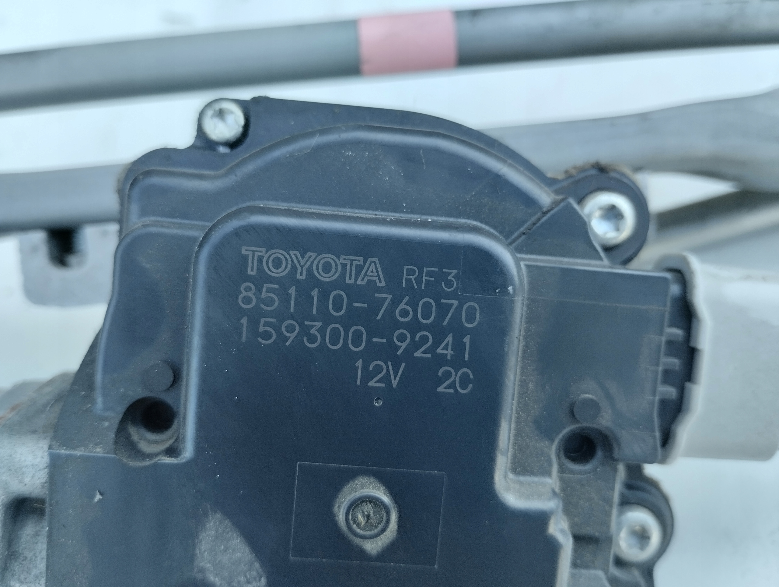 LEXUS UX Wischergestänge 85110-76070