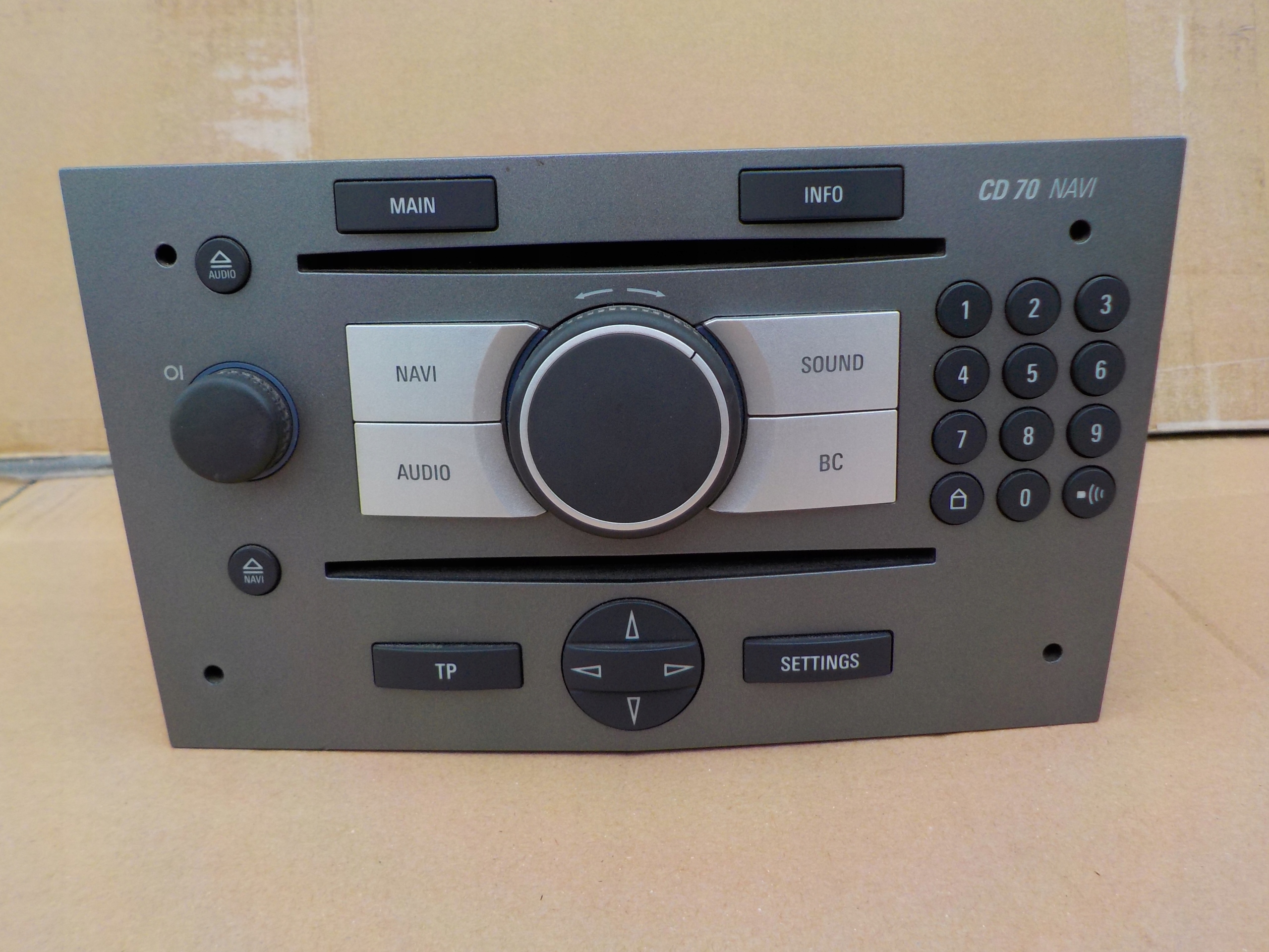 ASTRA H РАДИО CD70 NAVI