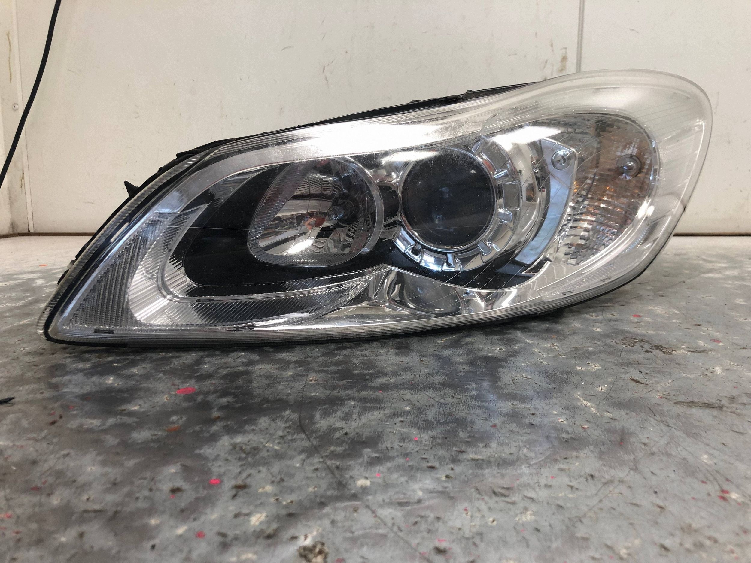 light left front VOLVO C30 LIFT 31299814