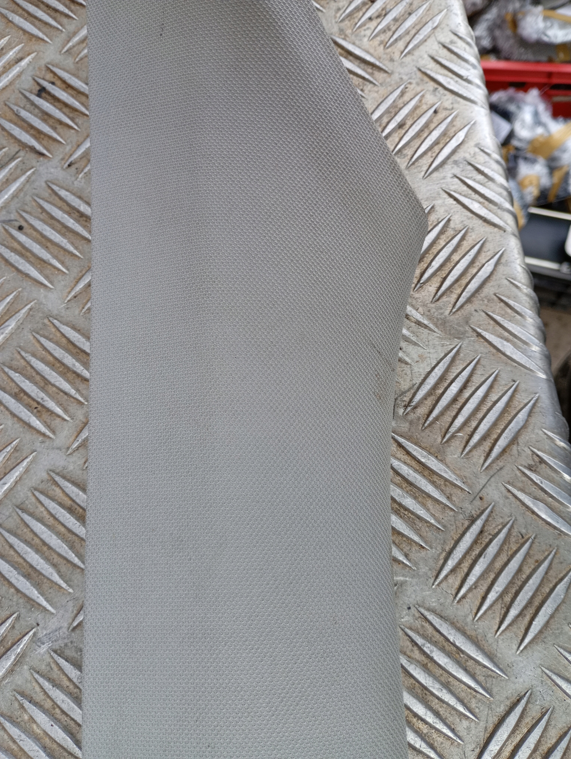 BMW E61 E60 Blende Abdeckung slupka links oder rechts vorne 7027085