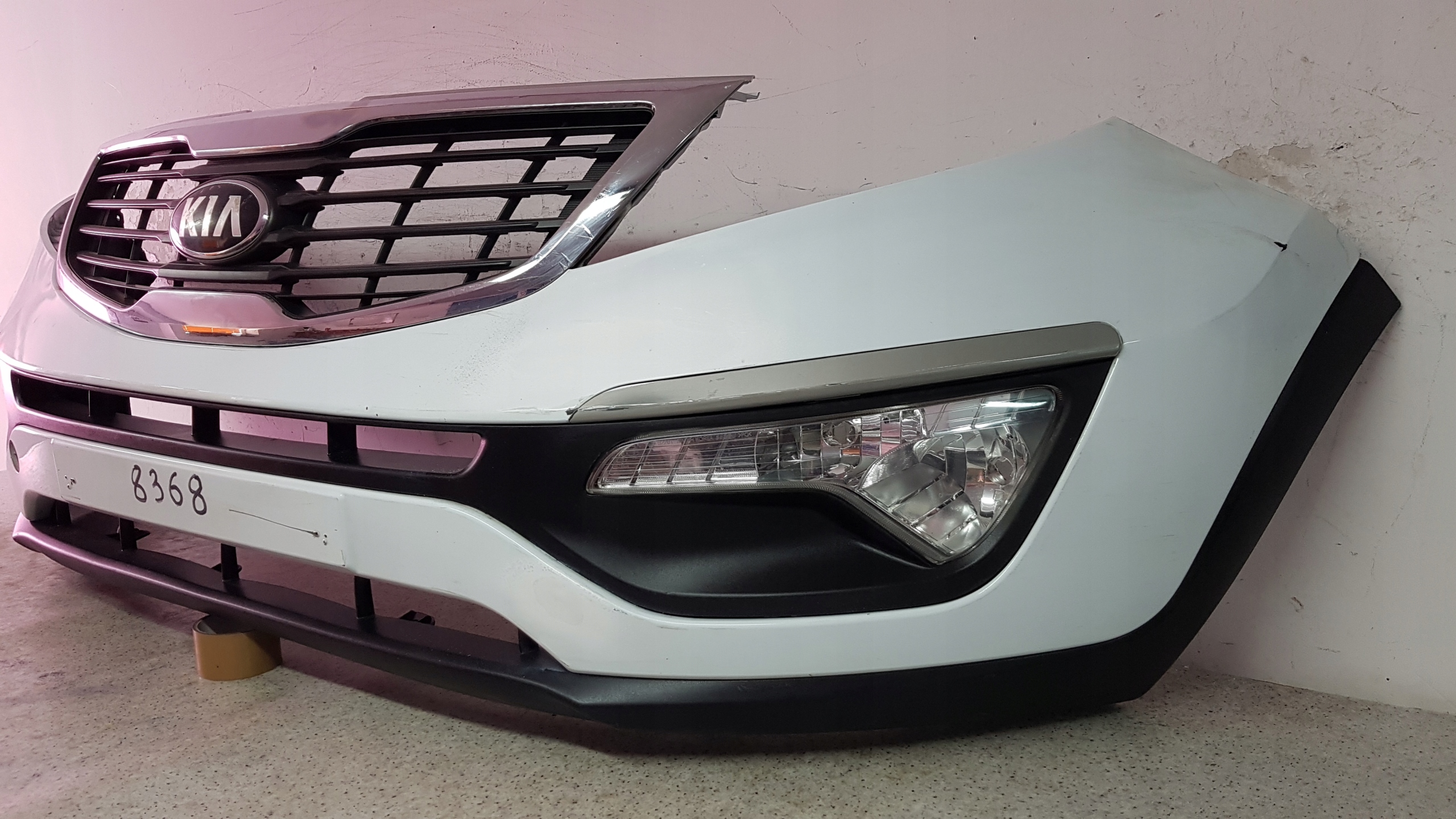 KIA SPORTAGE 3 III 2010 - bumper front 8368
