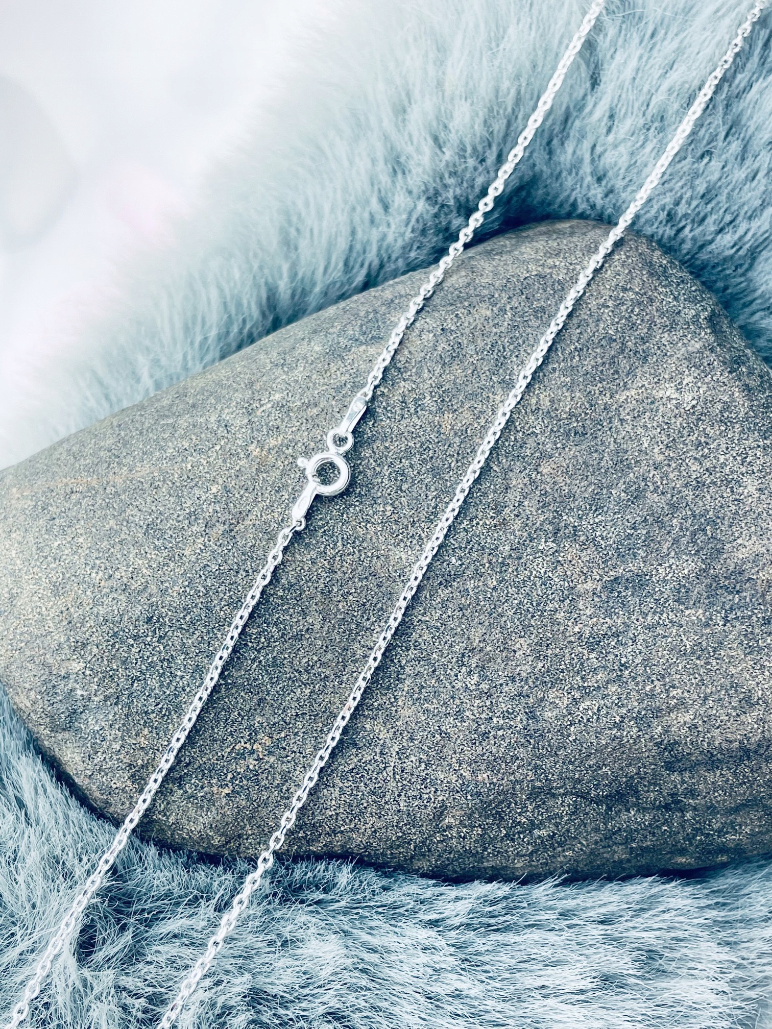 Stříbrný řetízek ankr