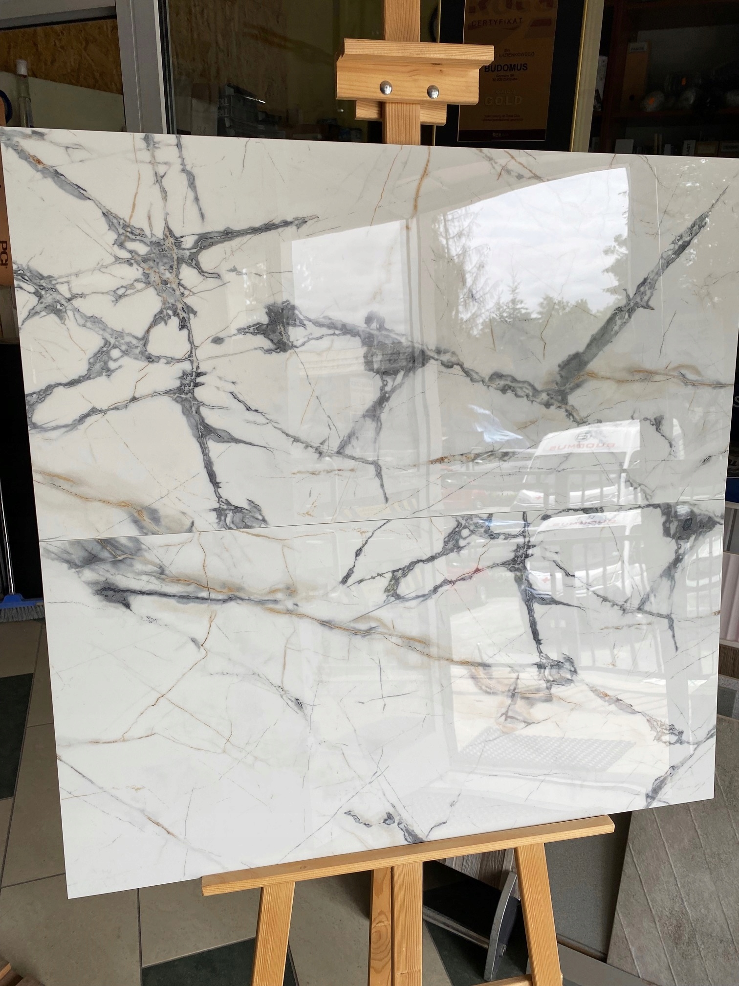 płytka 40x80 poler Marmur Gold połysk Zastosowanie na zewnątrz wewnątrz