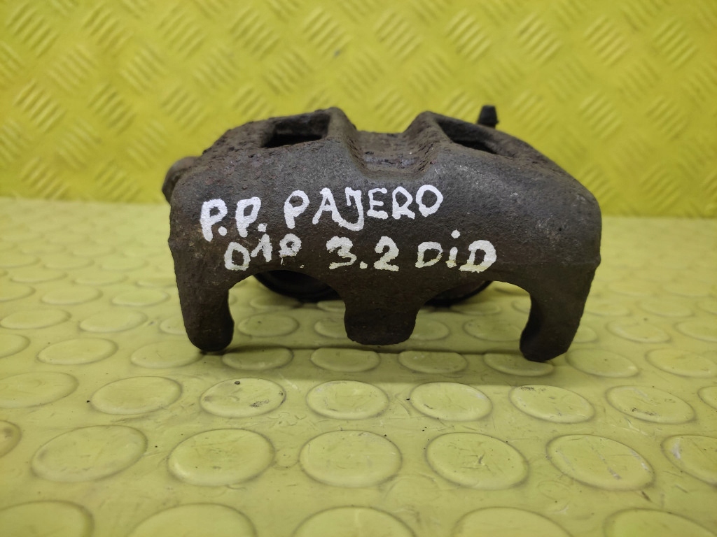MITSUBISHI PAJERO 3 3.2 DID caliper right front