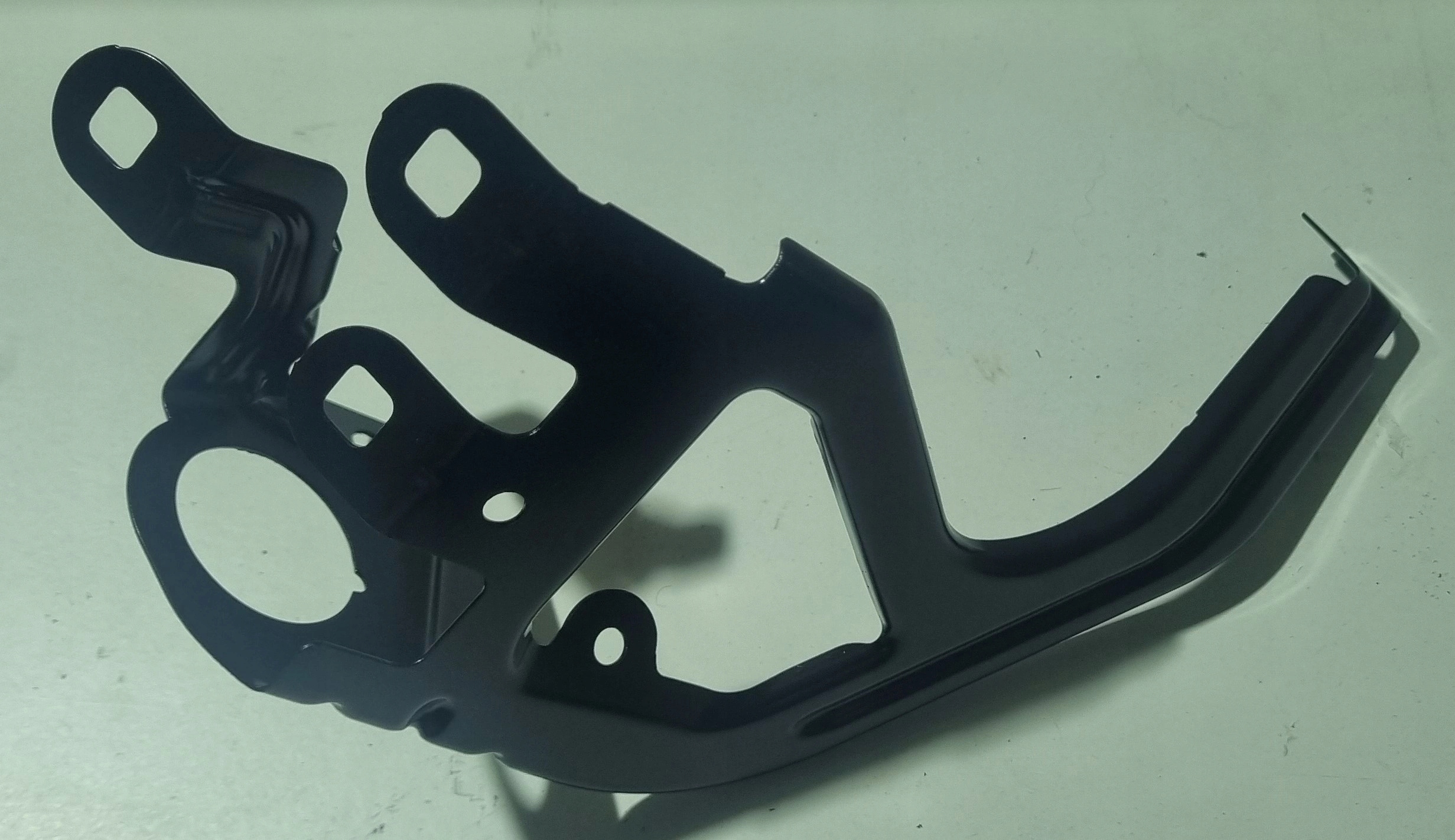Support Aile Gauche Avant BMW SERIA 5 F10
