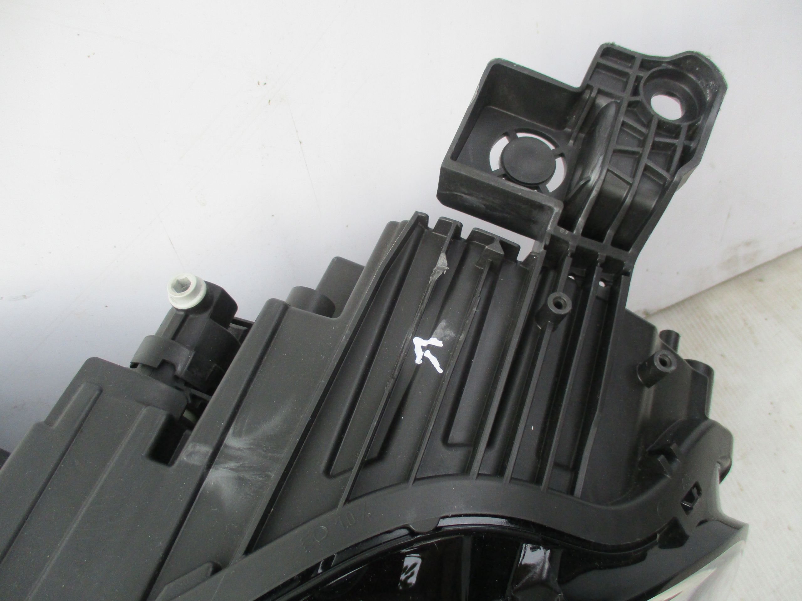 light left front front Citroen DS3 CROSS BACK