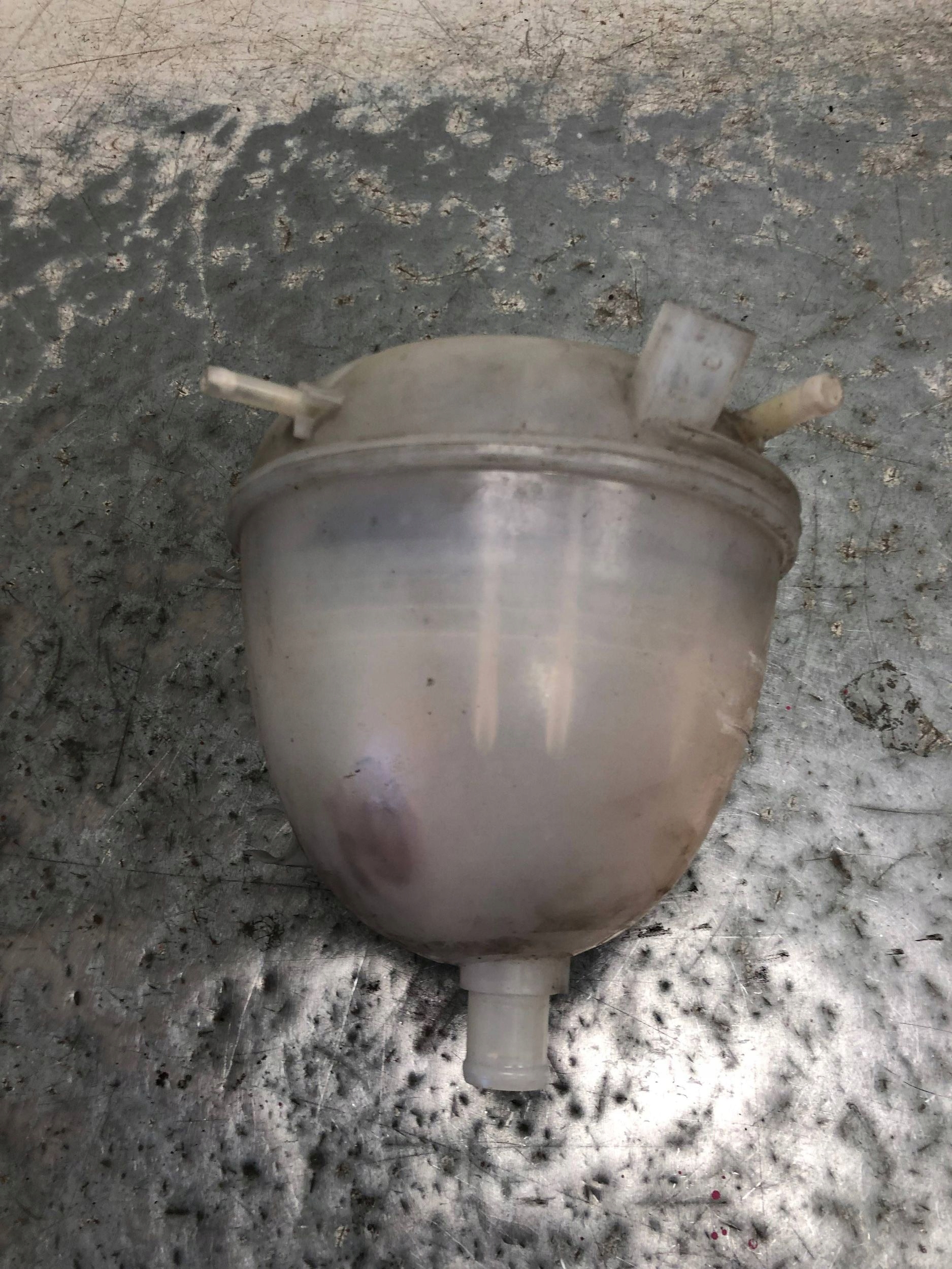 ekspanziona posuda VW CRAFTER II MAN TGE 7E0121407B