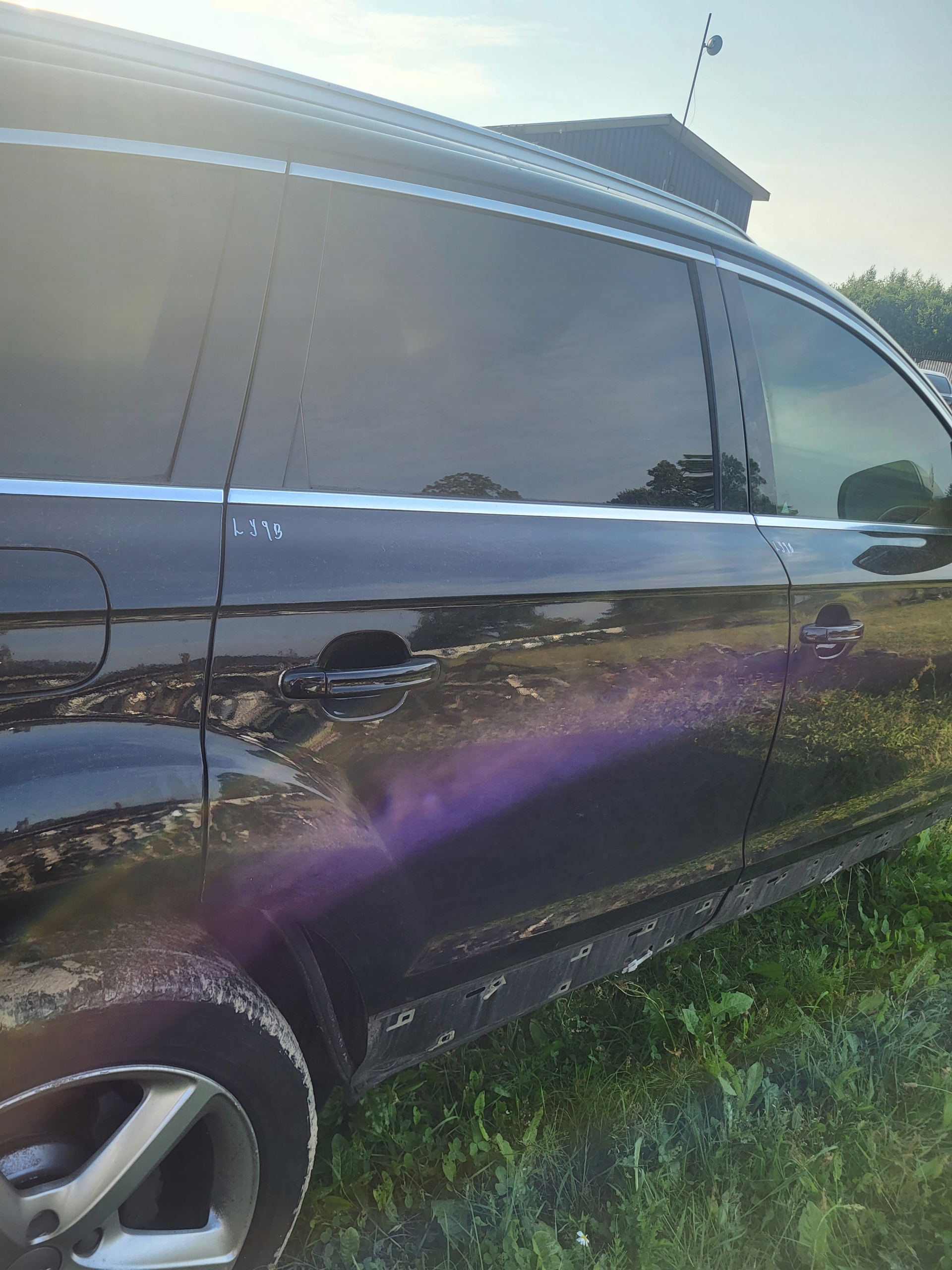 ДВЕРІ ПРАВЕ ЗАД. ЗАДНЄ AUDI Q7l Lz5q