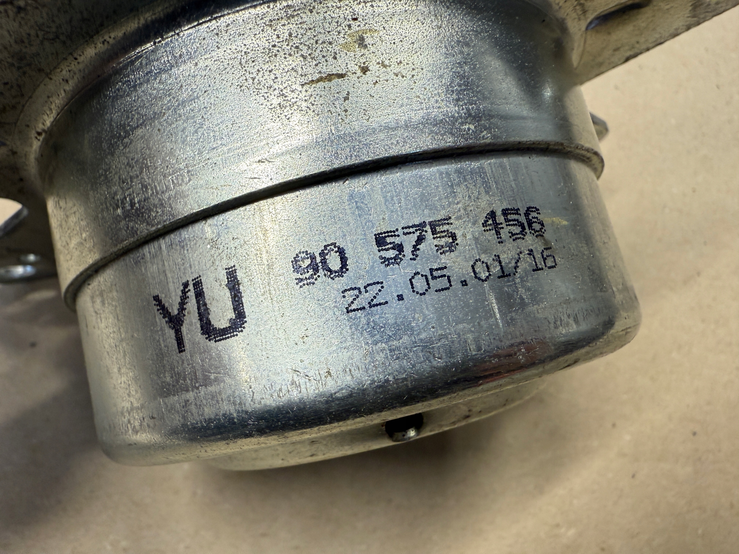 OPEL ASTRA II G 1.6 support engine mount 90575456
