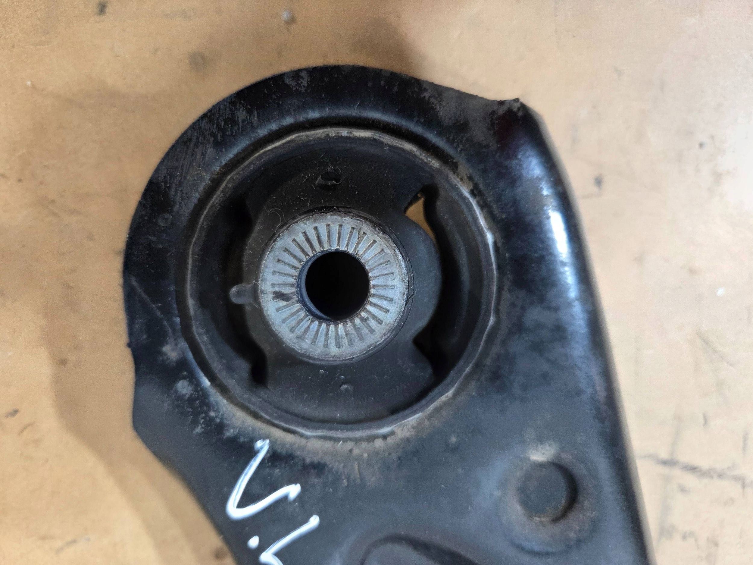 Audi A3 8Y and other VAG arm front left 5WA407151 (Q836)