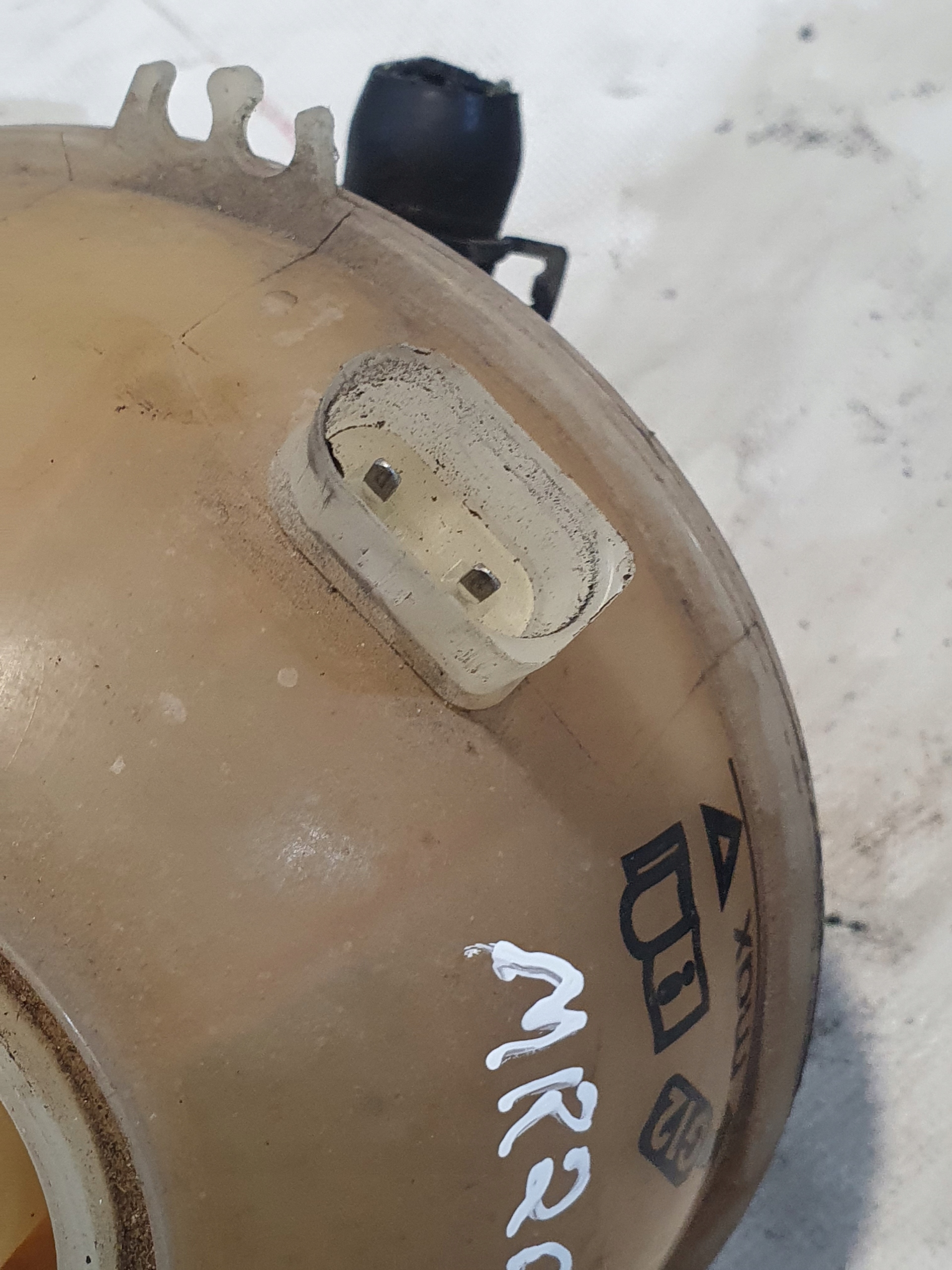 Scheibenwaschbehälter AUDI A3 8L 1.6B 98r.