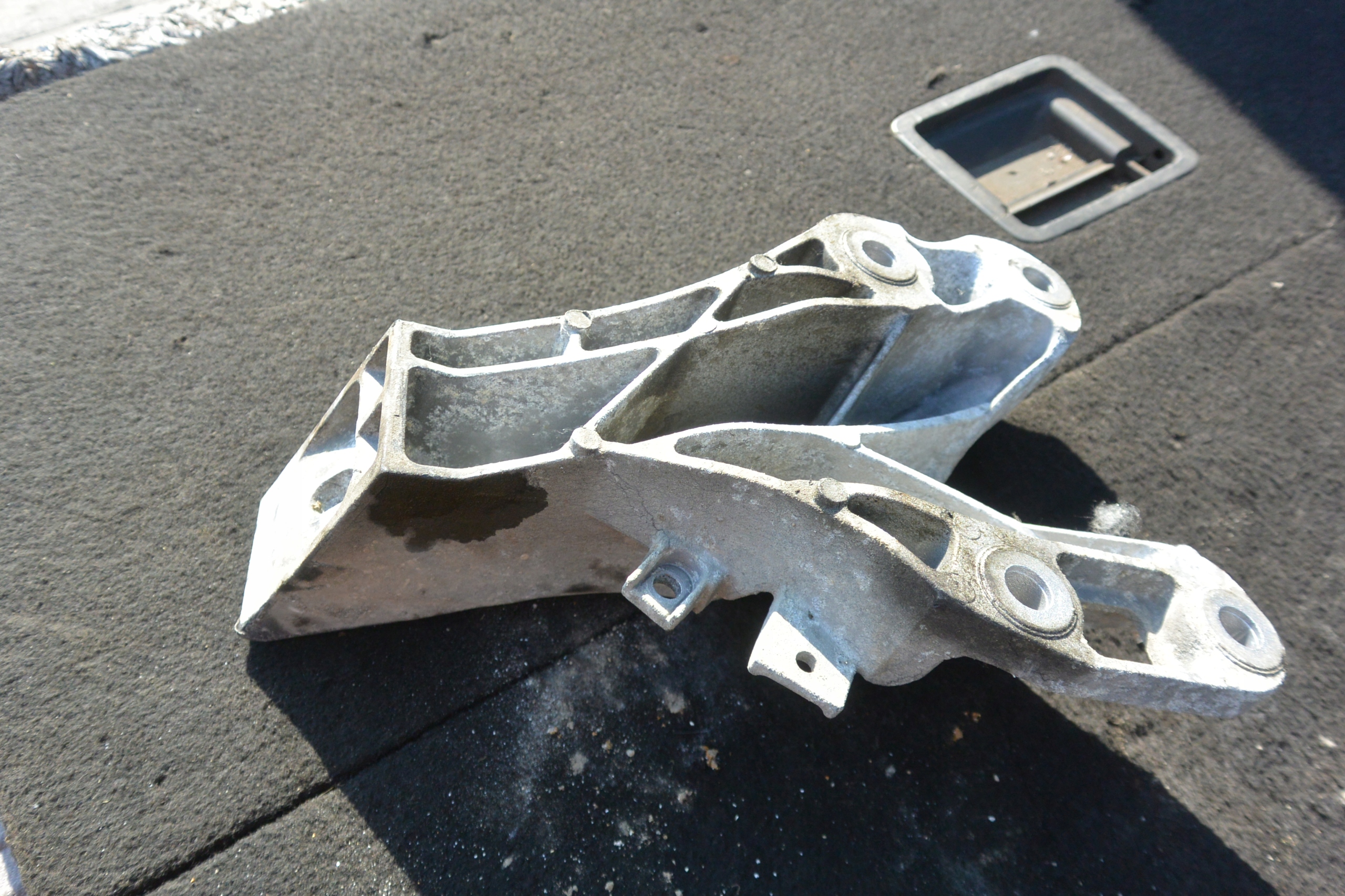 engine mount right left BMW X5 X6 E70 E71 F15 F16 N55 KOMPLET