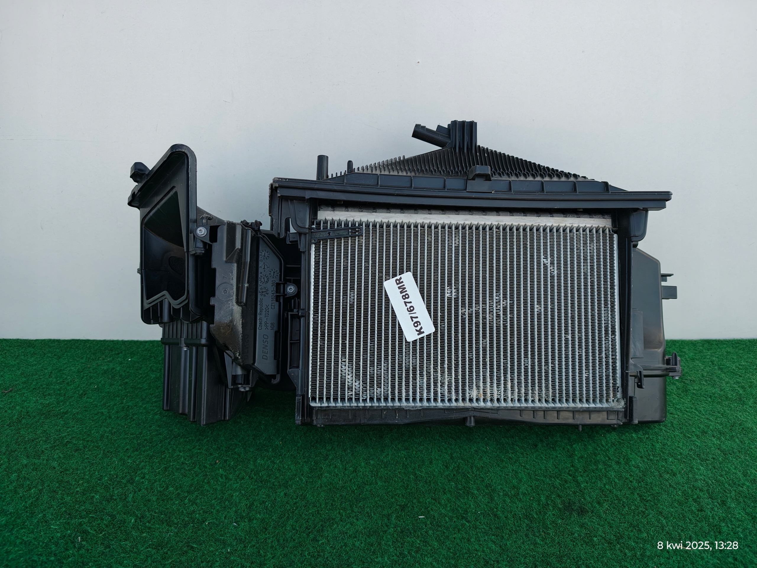 ohřívač chladic PORSCHE TAYCAN PANAMERA E-TRON K97/678MR