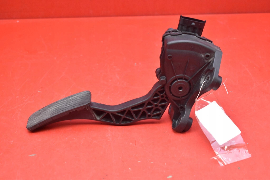 potentiometer accelerator pedal EU KIA CEED 1 and 1.6 CRDI 90 KM 07-10