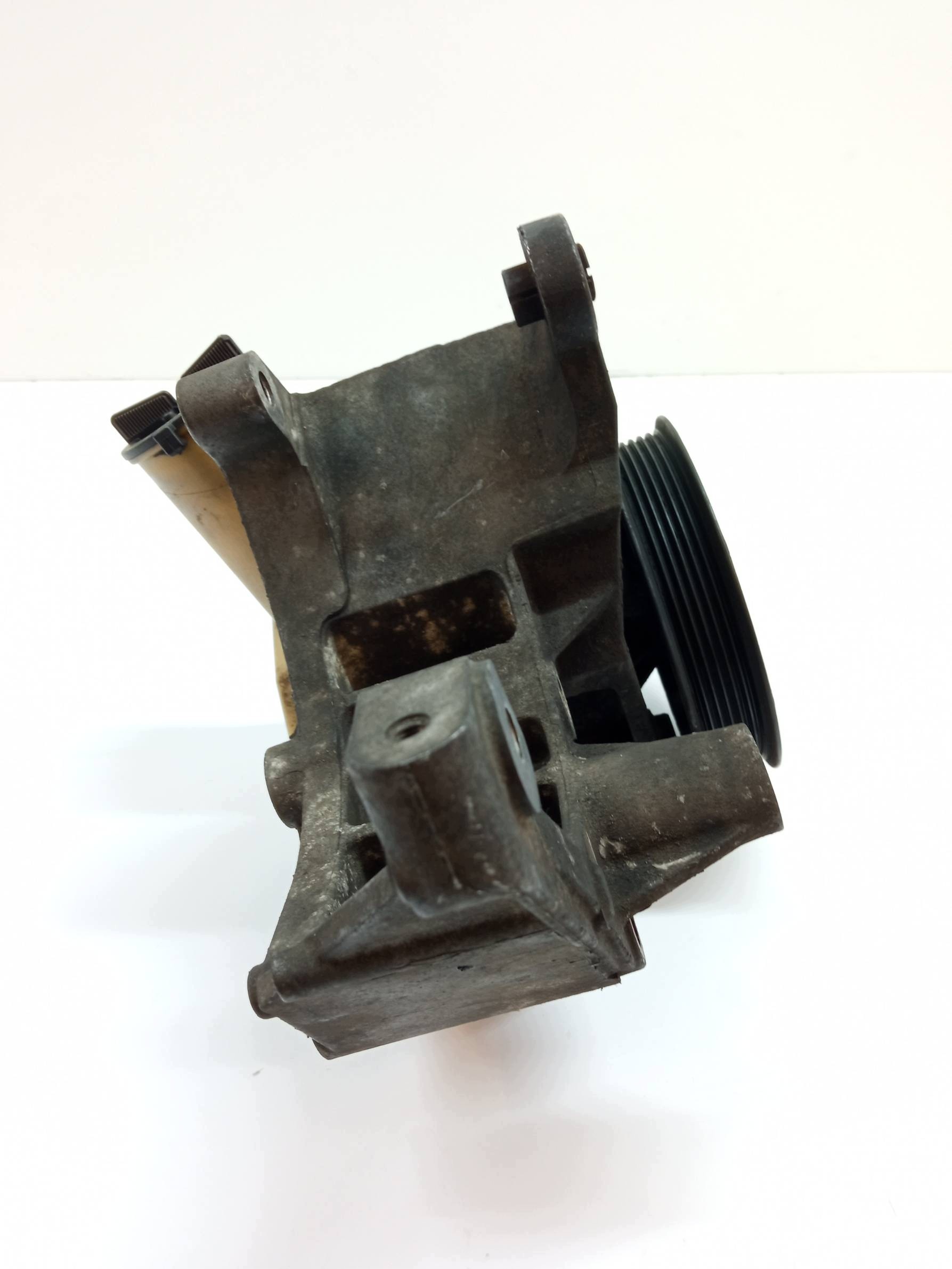 Pompa servosterzo E8DC3A578BA F8DE3D69IAA 3.0 V6 Ford Taurus IV (2000-2007)