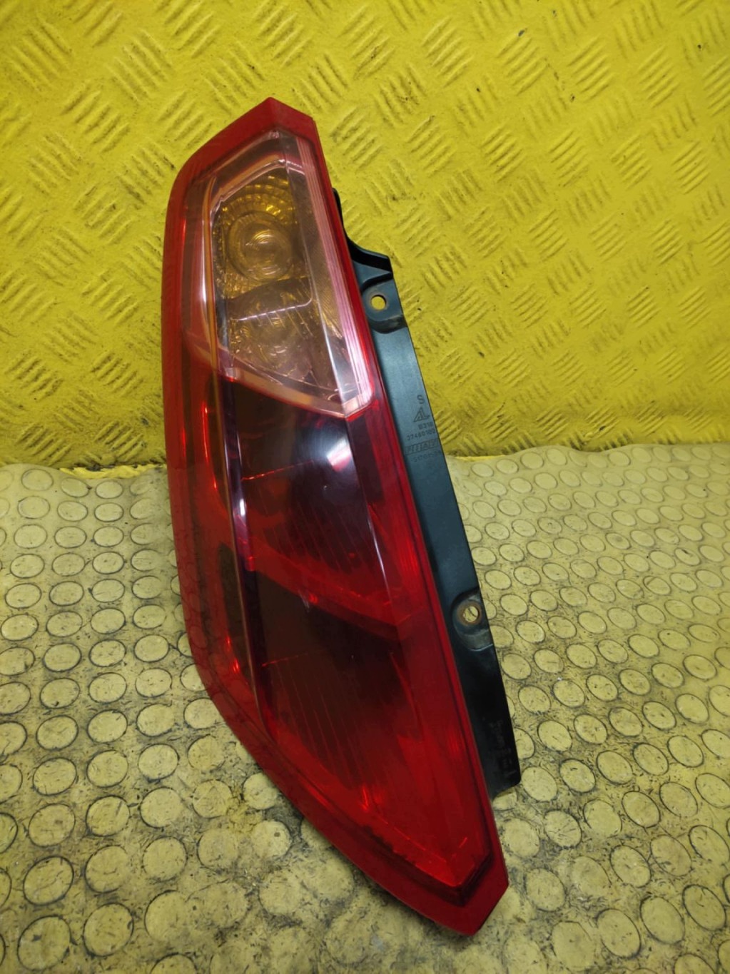 FIAT GRANDE PUNTO light left rear part 51701589