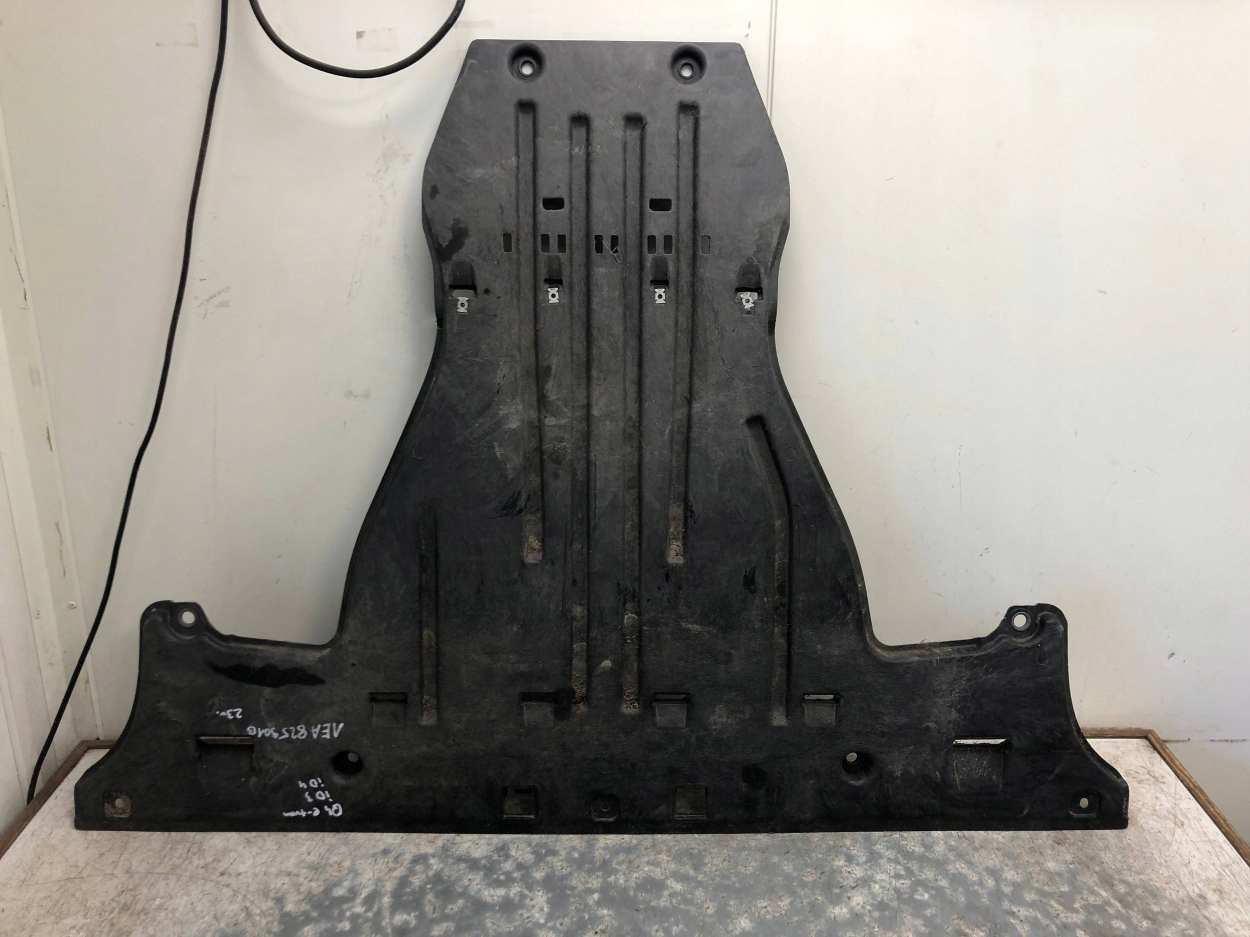 cover chassis AUDI Q4 E-TRON VW ID3 ID4 1EA825901B