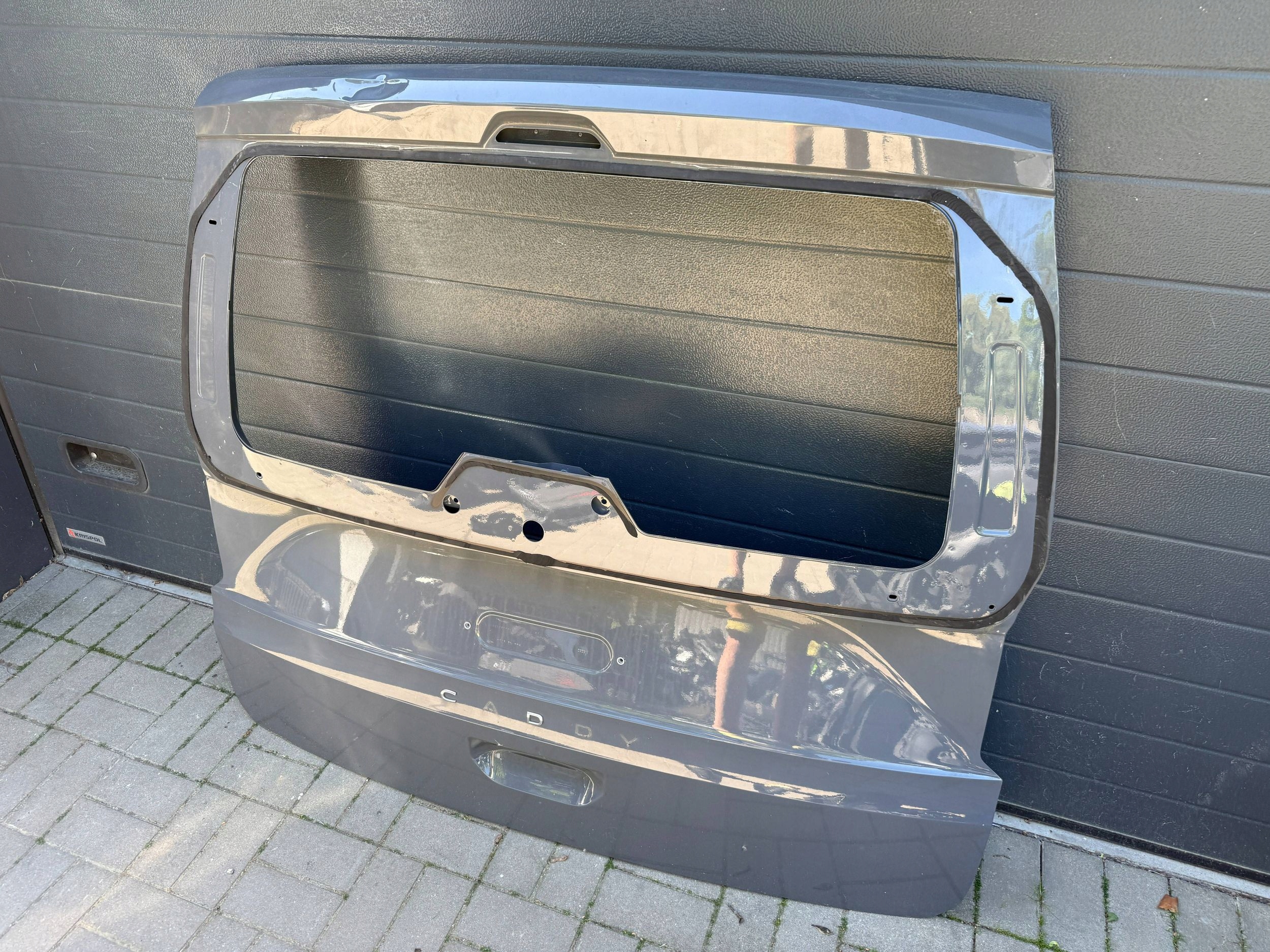 Vw Caddy 2K7 20- boot door rear