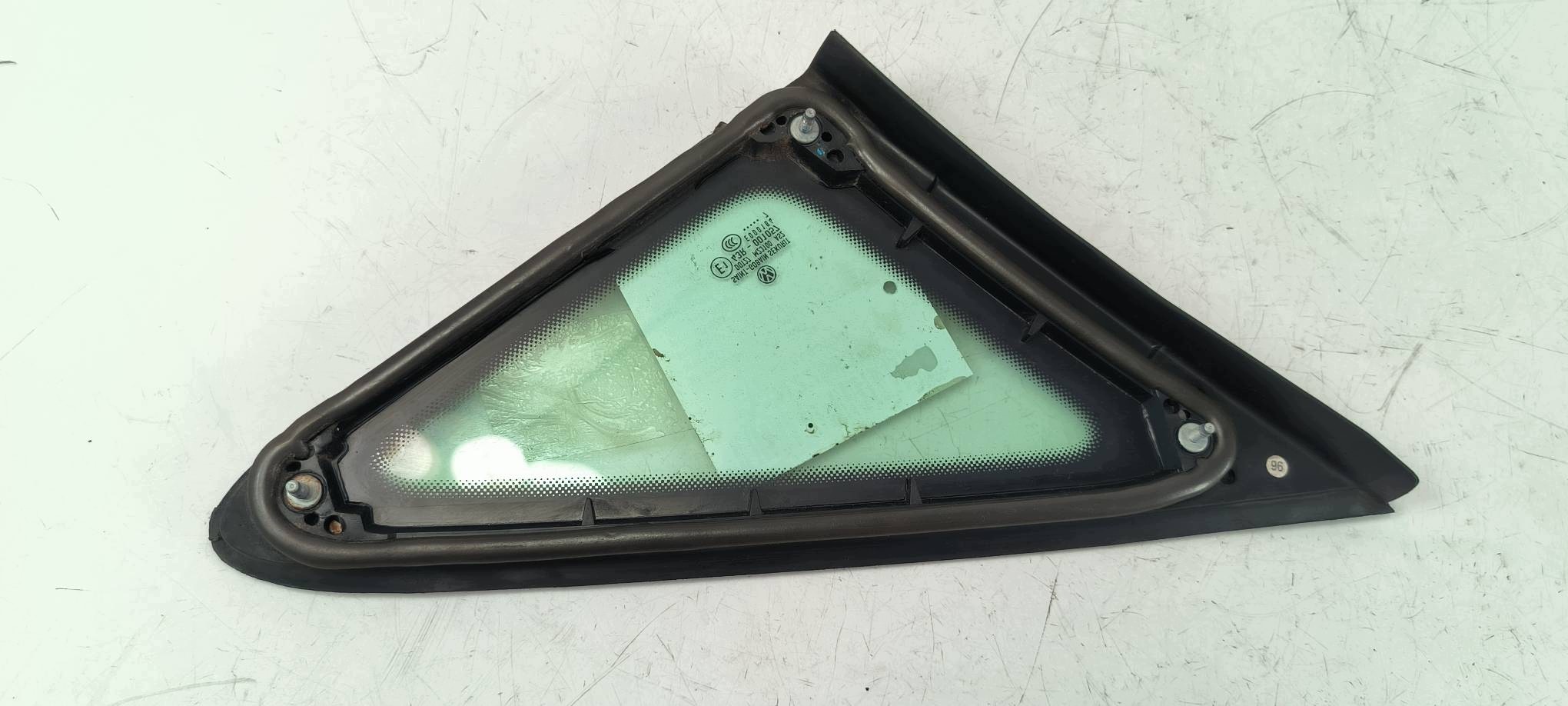 window side left front MALA VOLKSWAGEN CADDY III