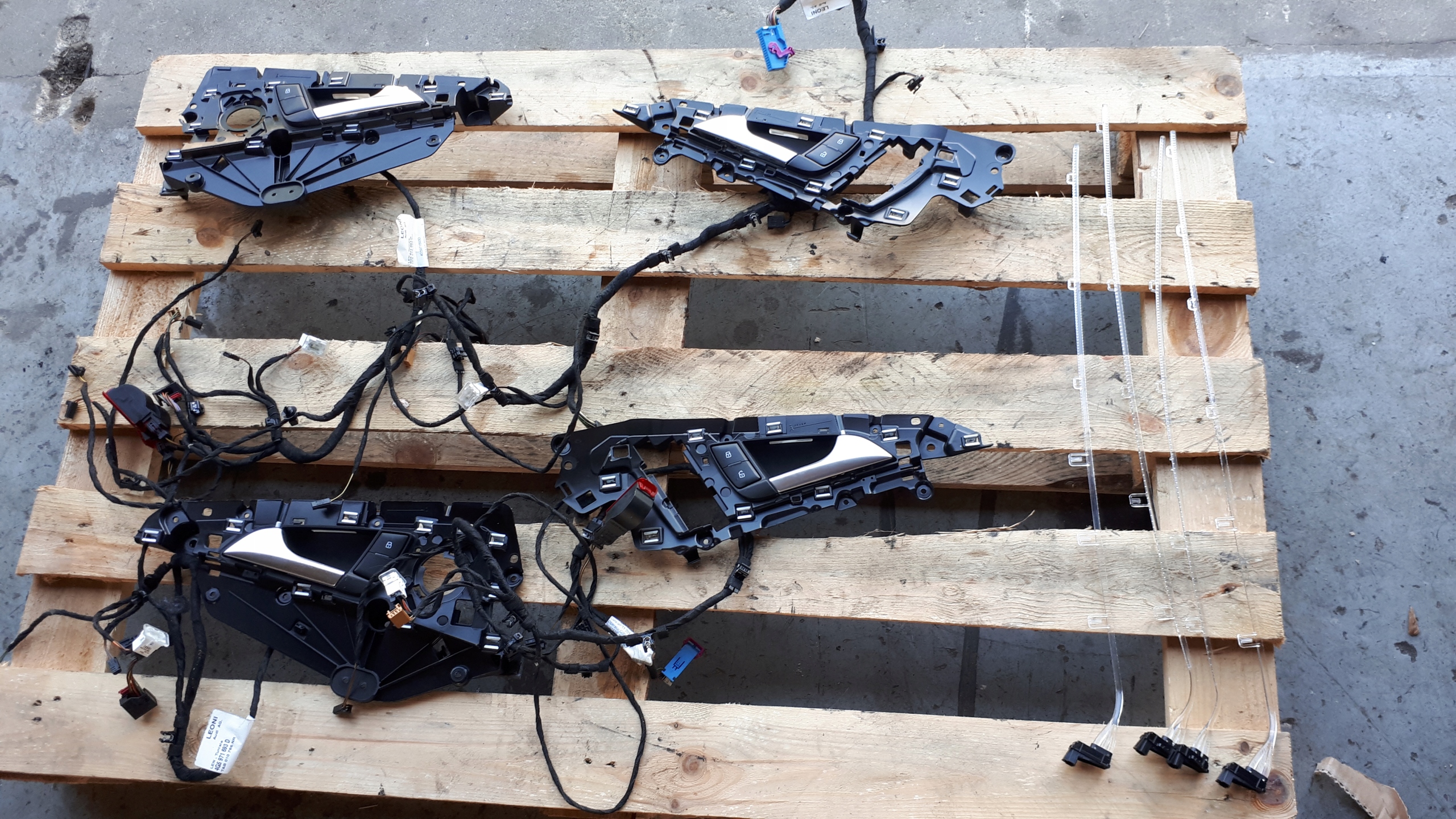 S6 C7 A6 PODSWIETLENIE НАВКОЛО РУЧКИ ДВЕРІ LED