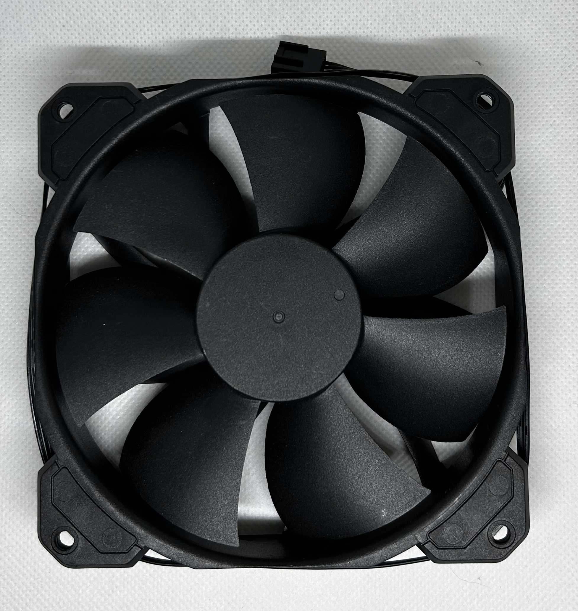 

Wentylator Corsair 120 x 120 mm 31-006456
