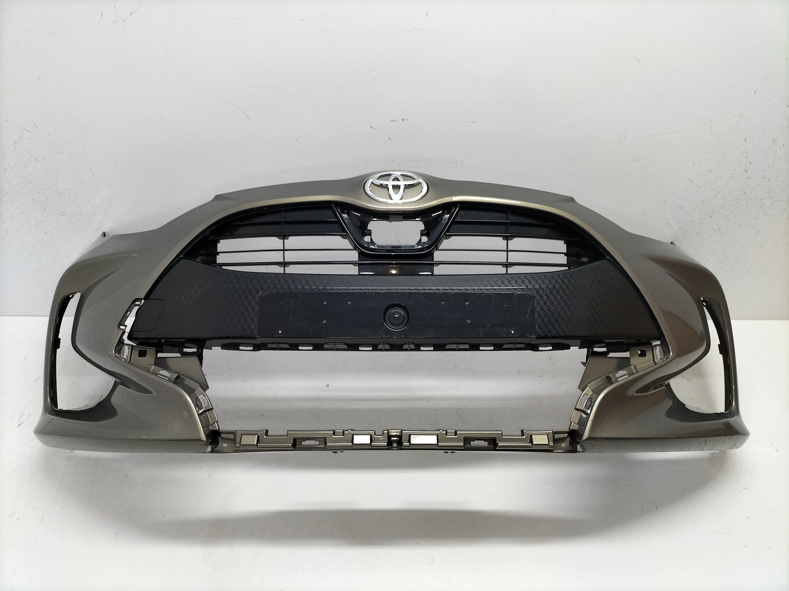 Frontstoßstange vorne TOYOTA YARIS 4 IV 20