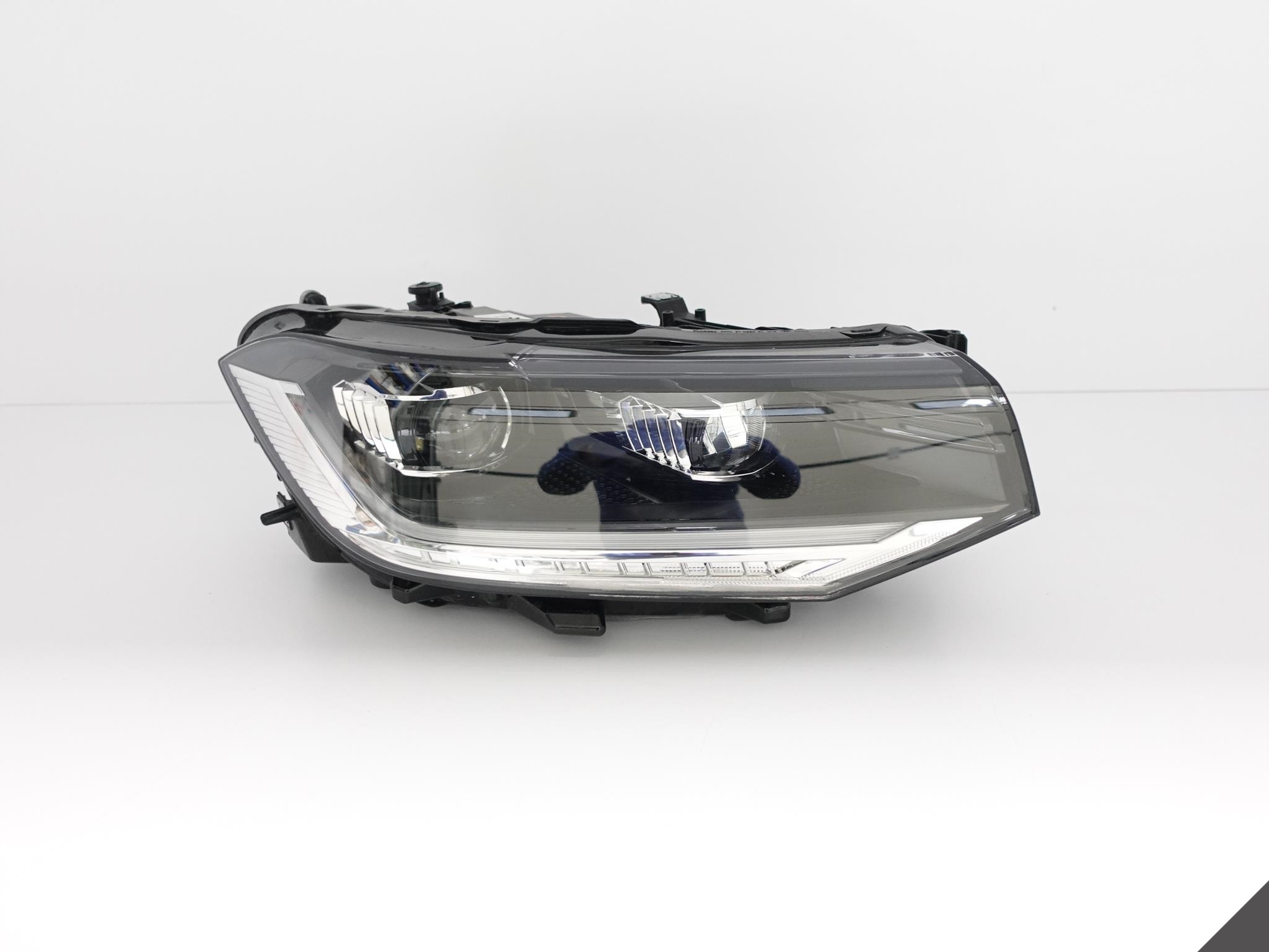VW T-CROSS 2GM 18- light FULL LED right EUROPA