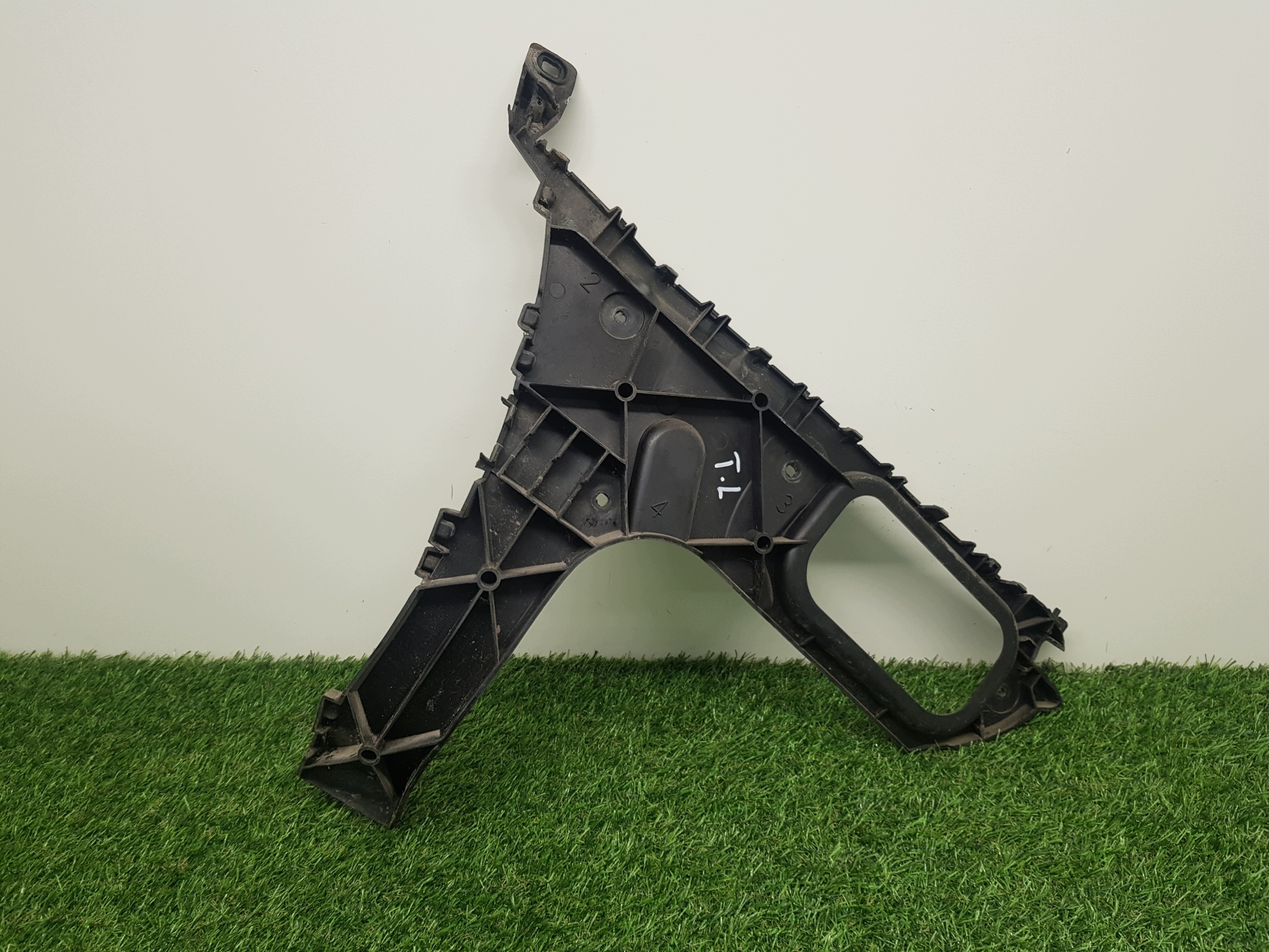 bumper bracket left rear part AUDI Q7 4L0807453