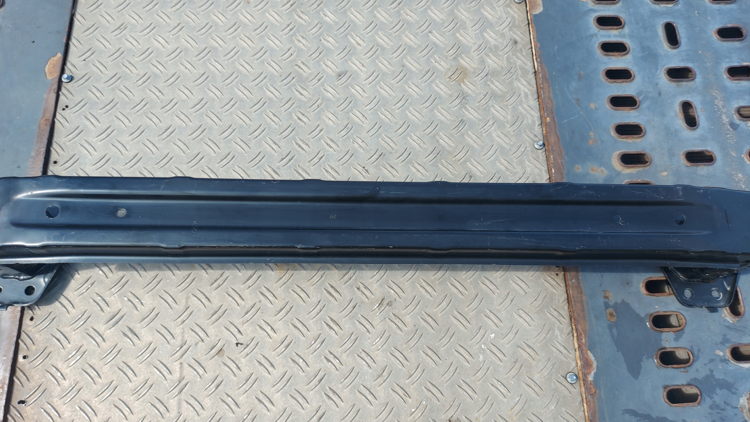 bumper support rear part rear TOYOTA COROLLA E21 sedan
