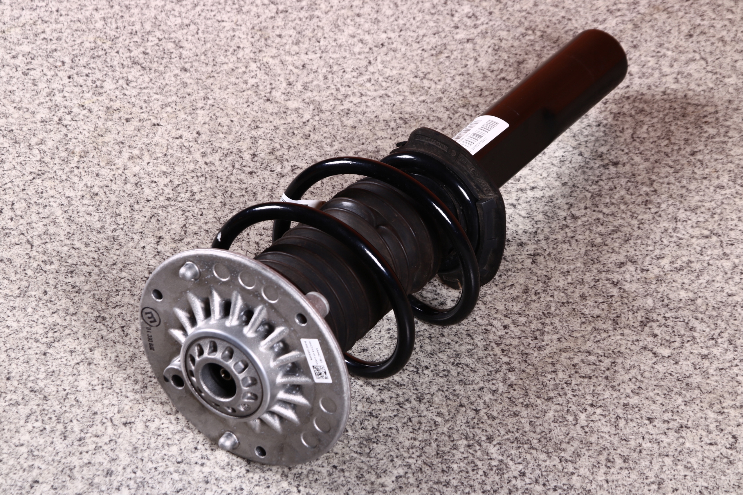MINI F57 shock absorber right front front 6862450 3513 km !!!
