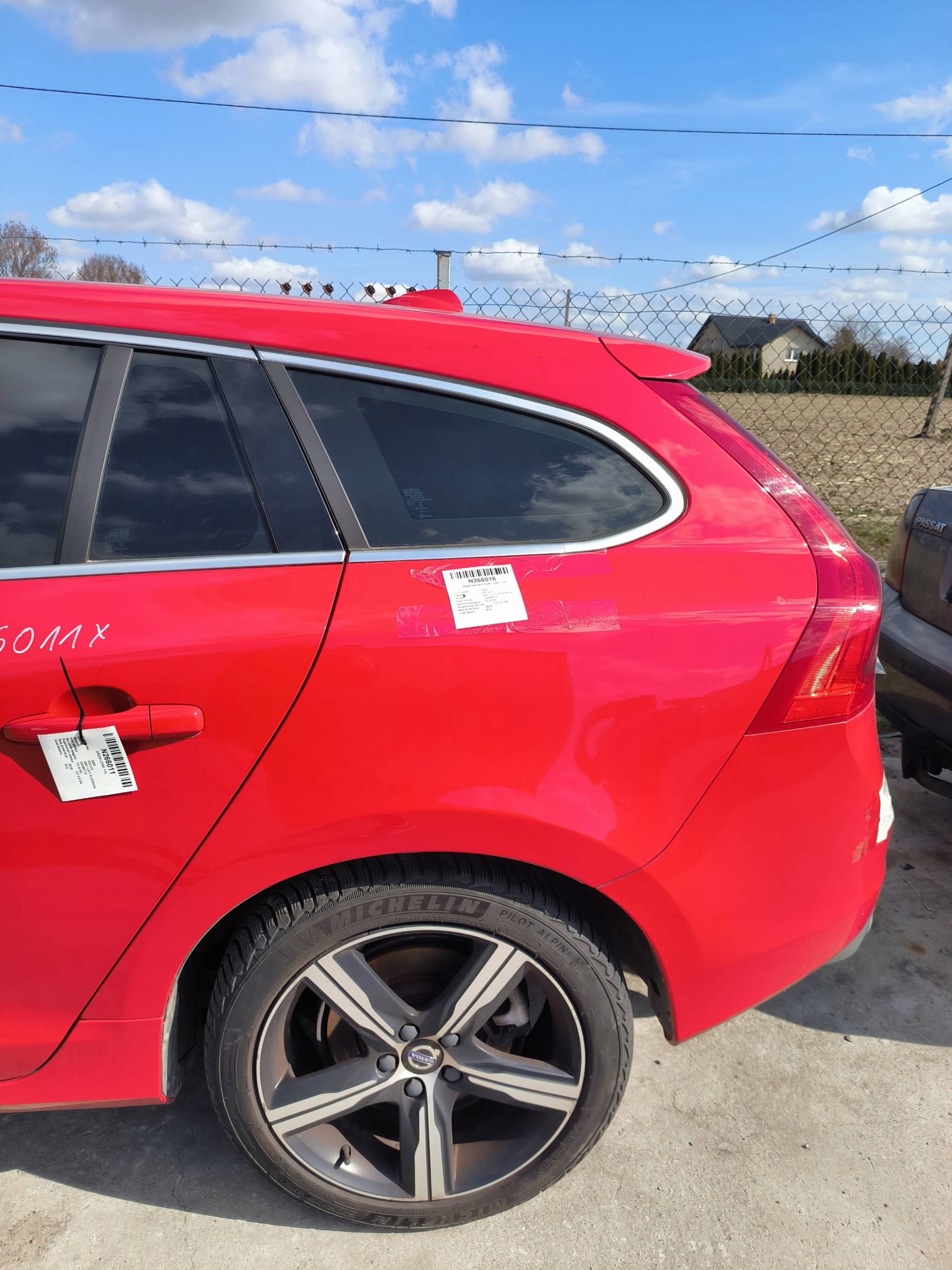 LONGHERONE parafango sinistra posteriore 612 VOLVO V60 e LIFT R-design
