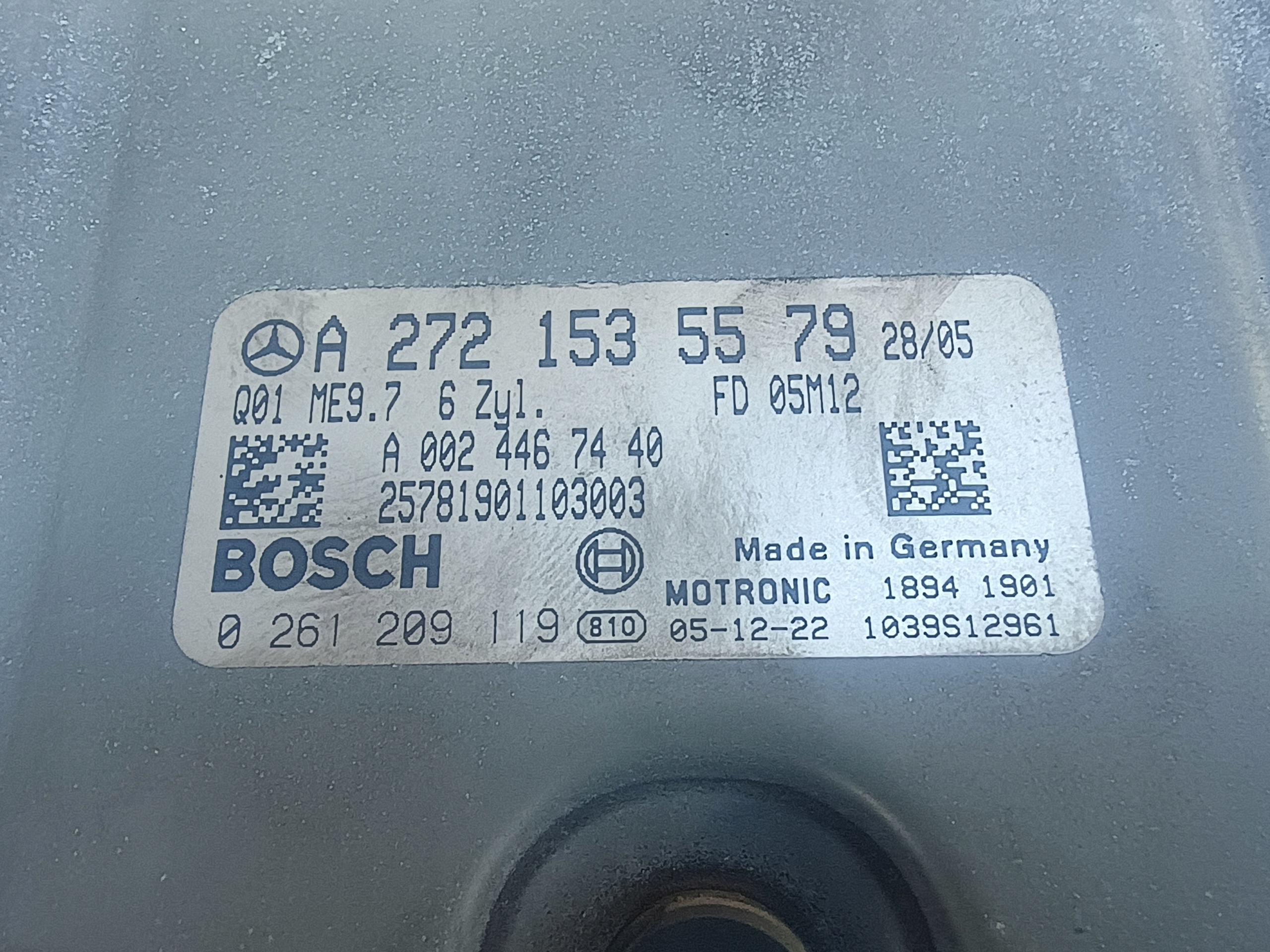 control unit of the engine A2721535579 MERCEDES 3.5