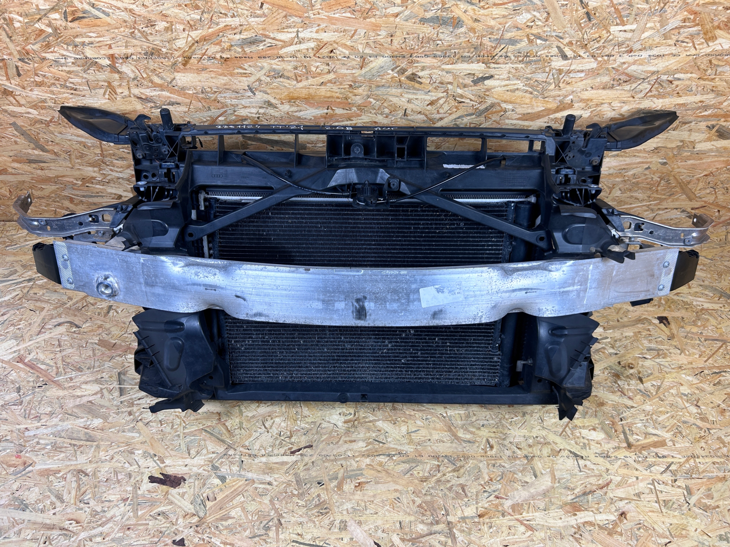 PAS PRZEDNI BELKA CHŁODNICE AUDI TT 8S 2.0TFSI 14-