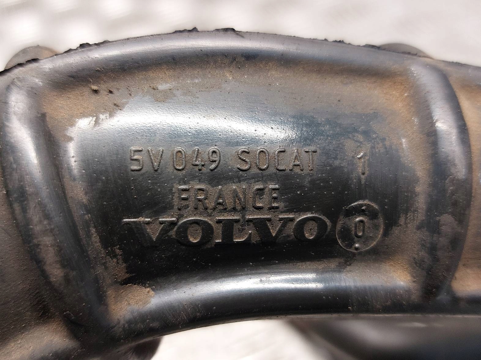 pipe air hose flow meter VOLVO V40 and 617210
