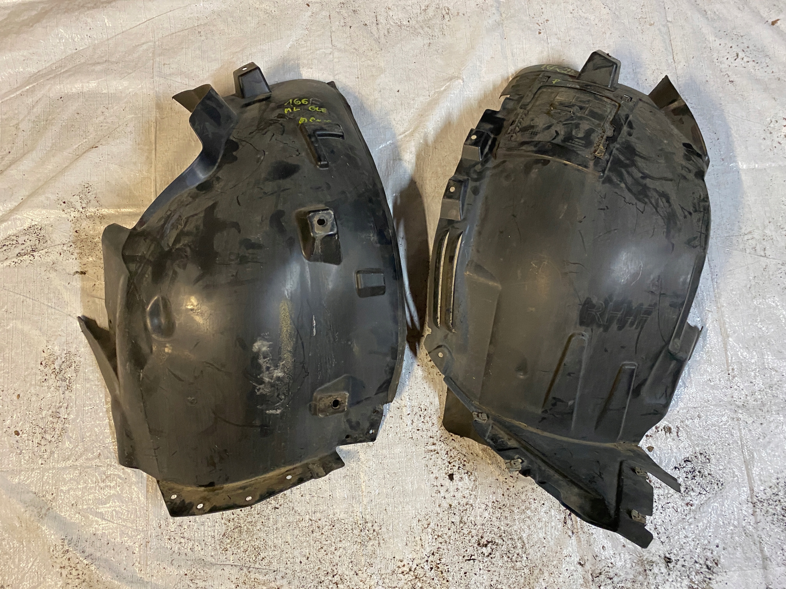 MERCEDES 6.3 AMG 166 W166 NADKOLE PRZEDNIE A1668802905 A1668811222